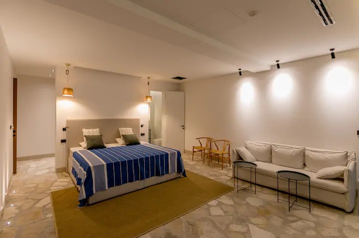 9 Bedroom Villa/Townhouse's Image 13