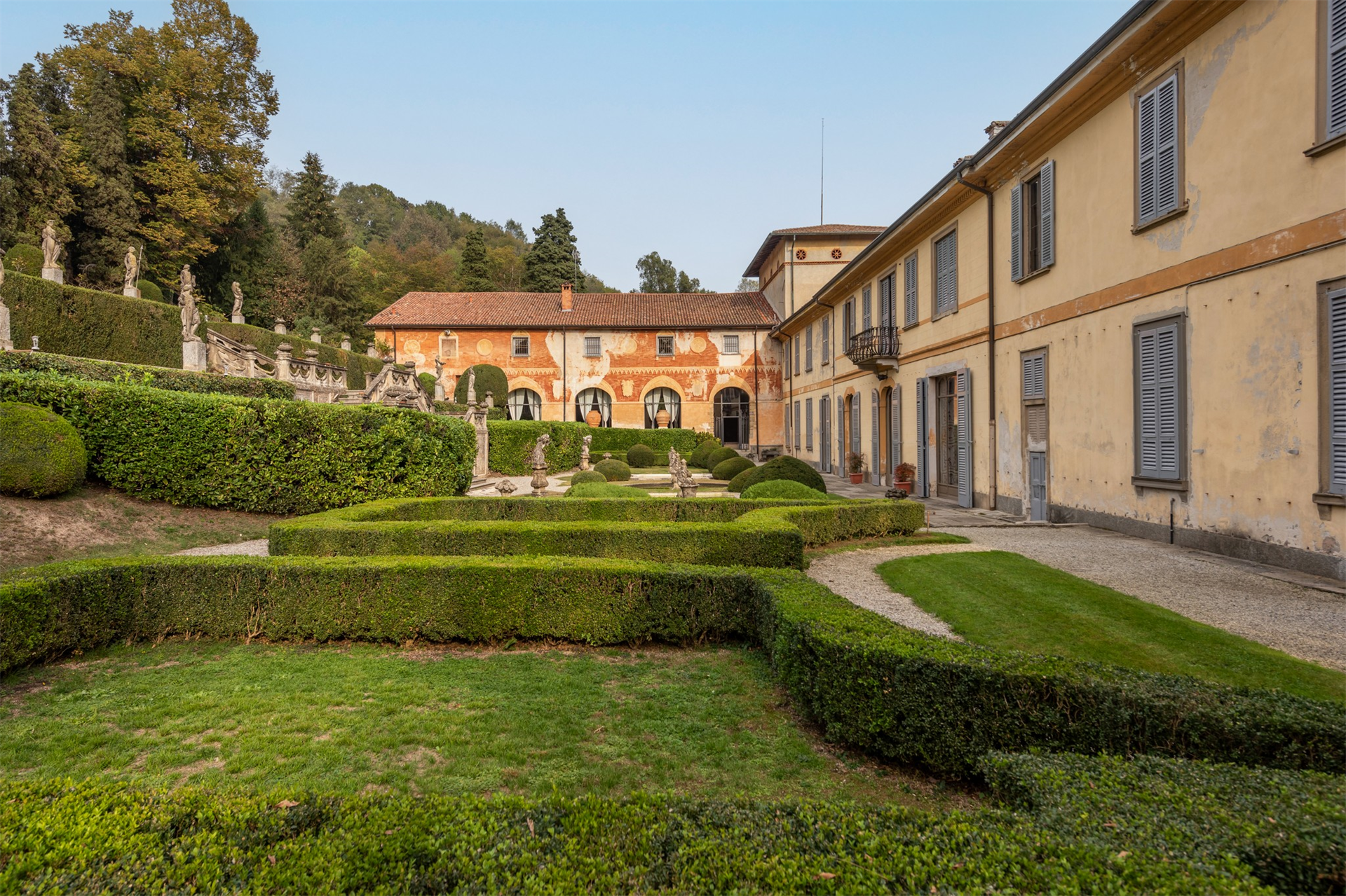 30 Bedroom Villa/Townhouse's Image 5