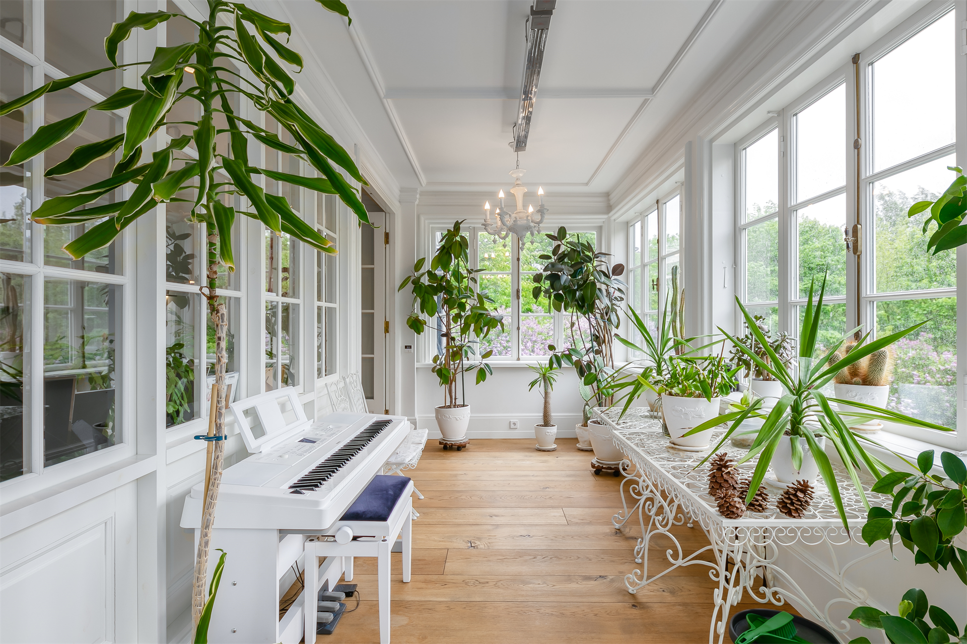 5 Bedroom Villa/Townhouse's Image 16