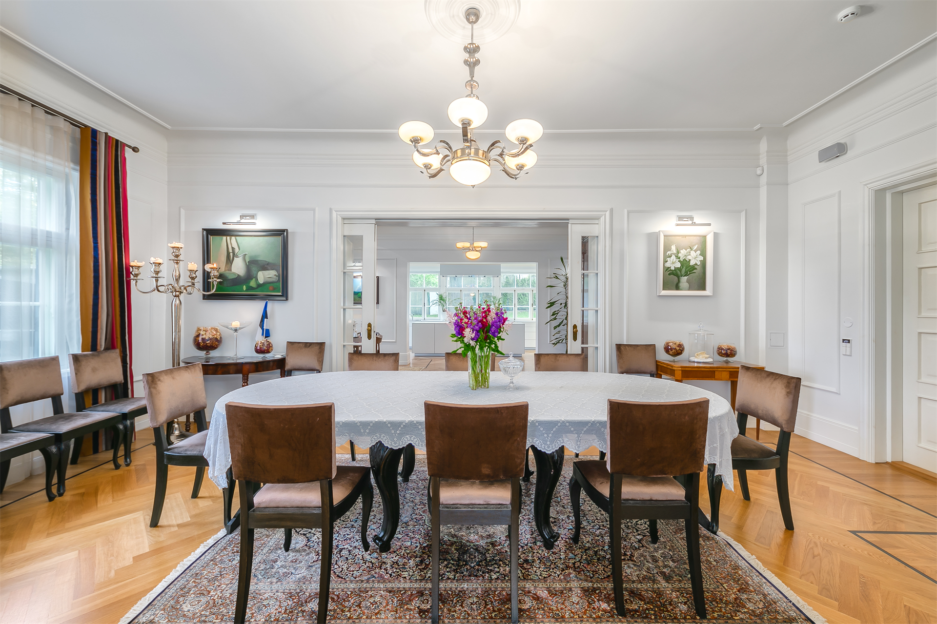 5 Bedroom Villa/Townhouse's Image 6