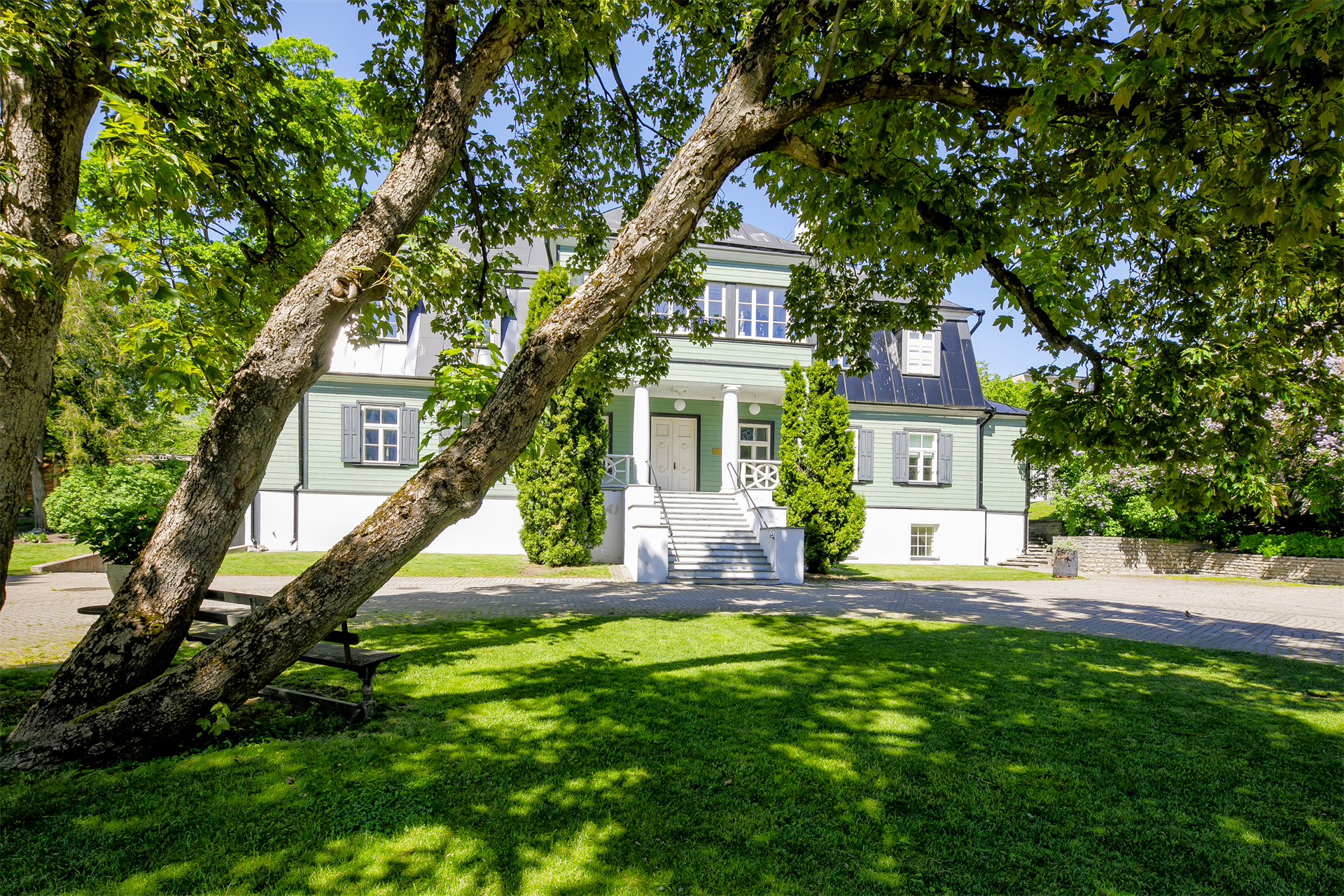 5 Bedroom Villa/Townhouse's Image 34