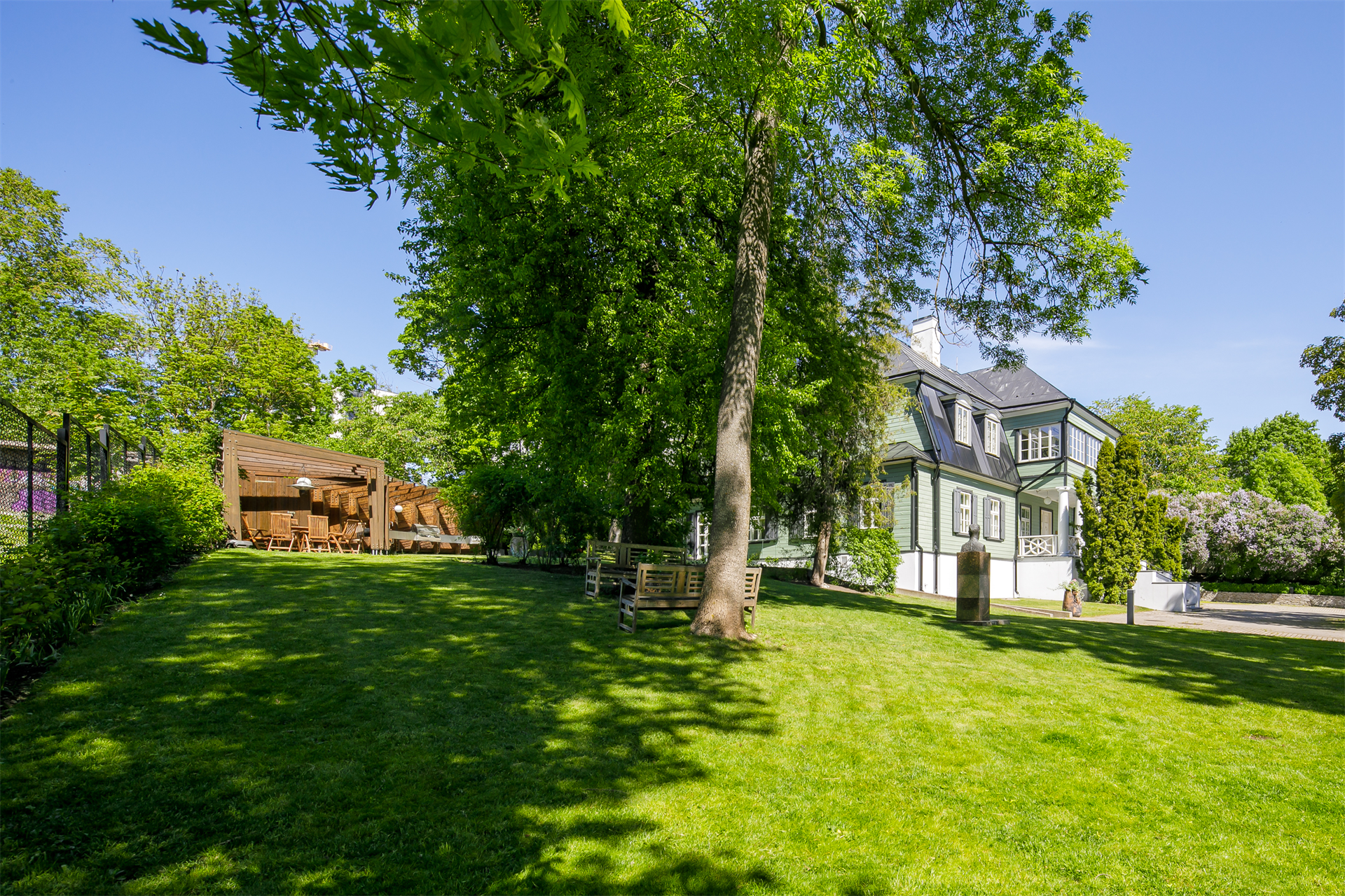 5 Bedroom Villa/Townhouse's Image 28