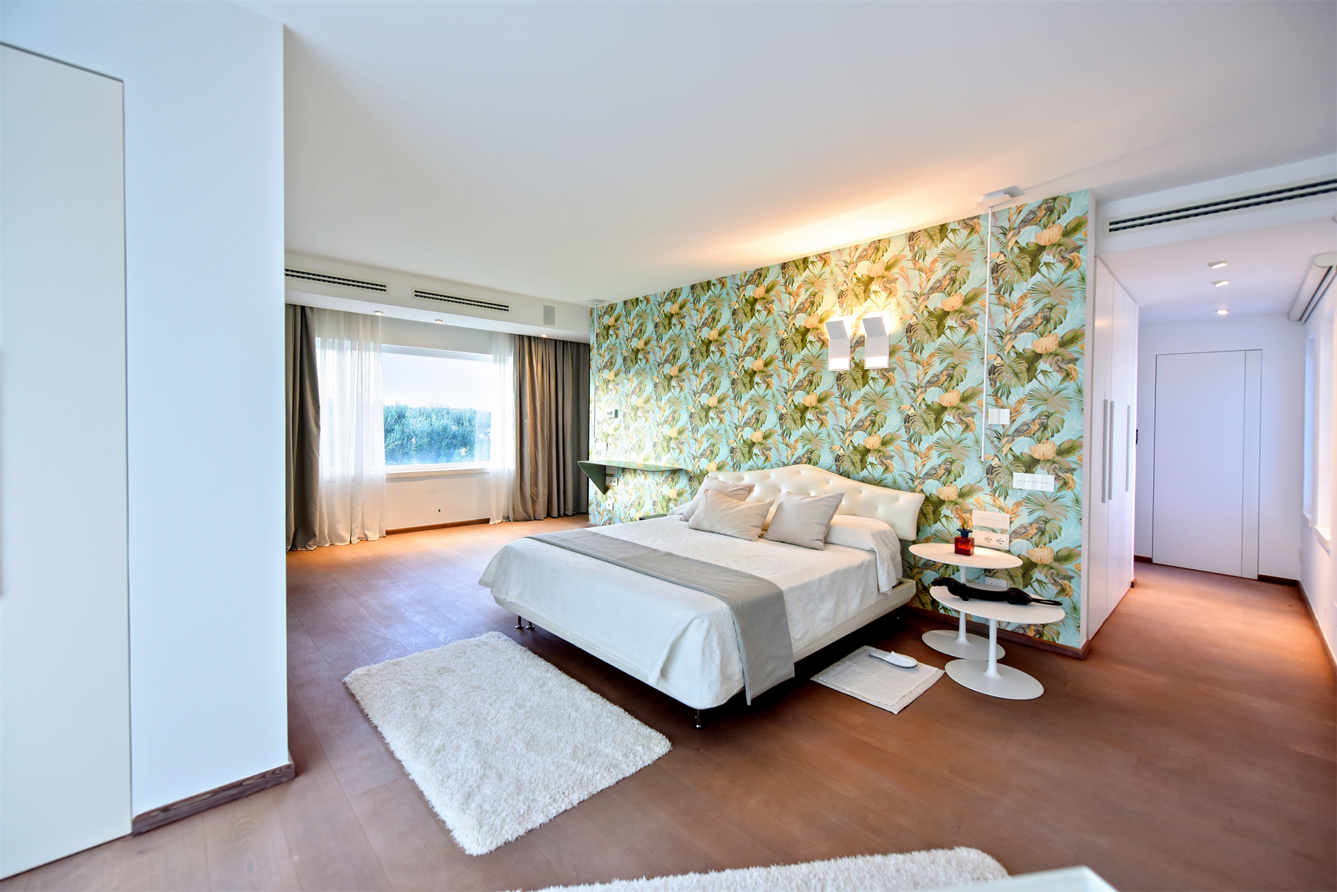 8 Bedroom Villa/Townhouse's Image 23