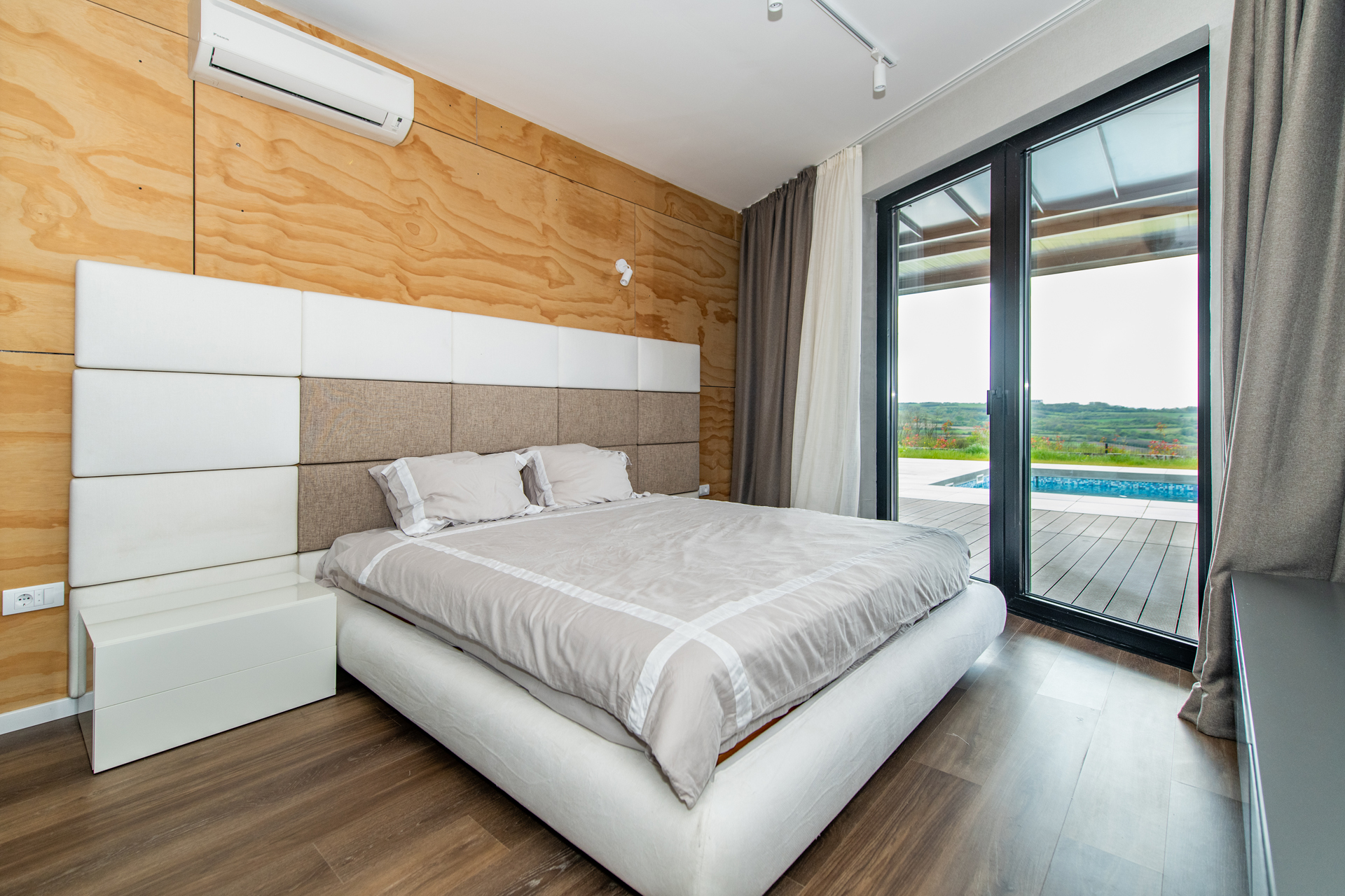 4 Bedroom Cottage's Image 12