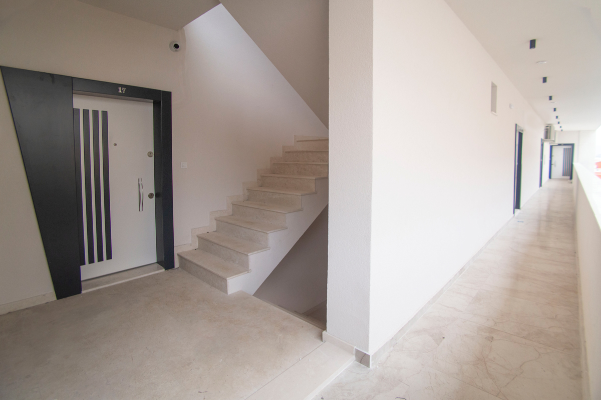 2 Bedroom Apartment/Flat's Image 3