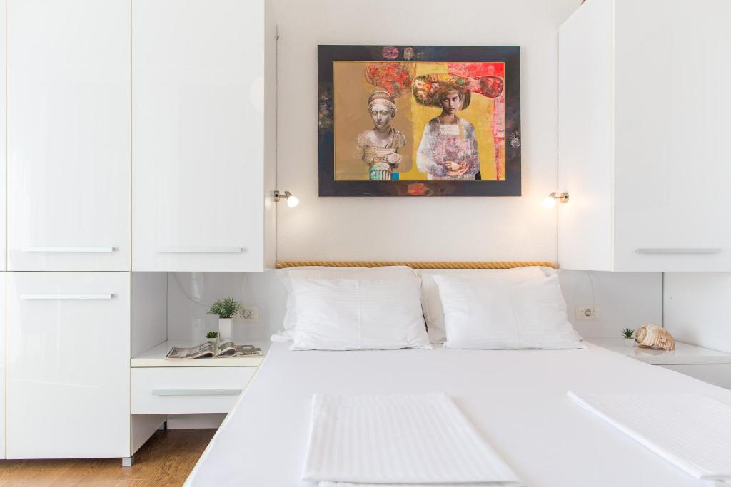 4 Bedroom Villa/Townhouse's Image 14