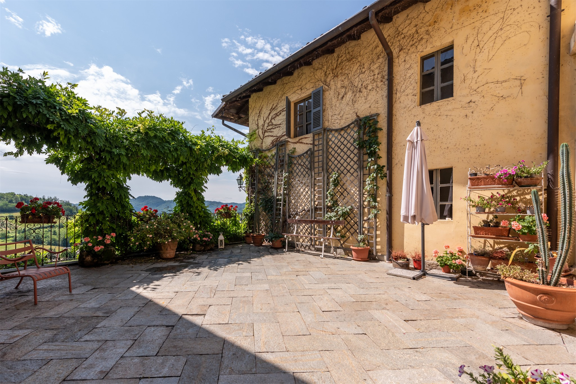 5 Bedroom Estate's Image 9