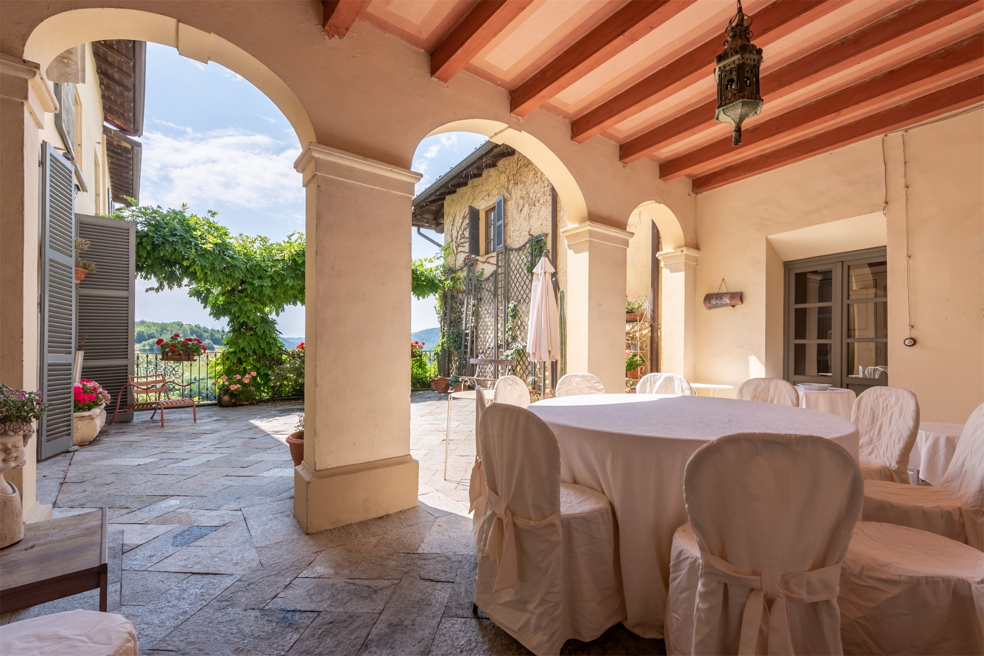 5 Bedroom Estate's Image 8