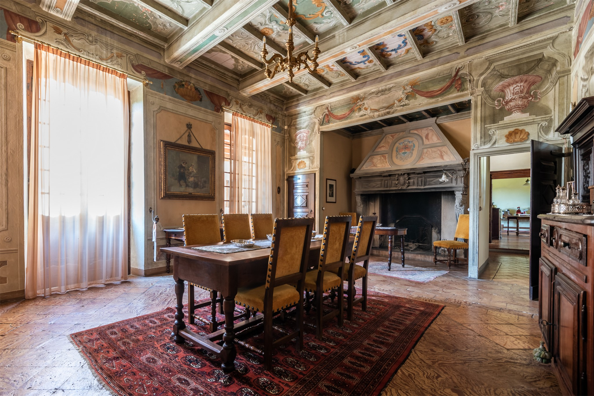 5 Bedroom Estate's Image 6