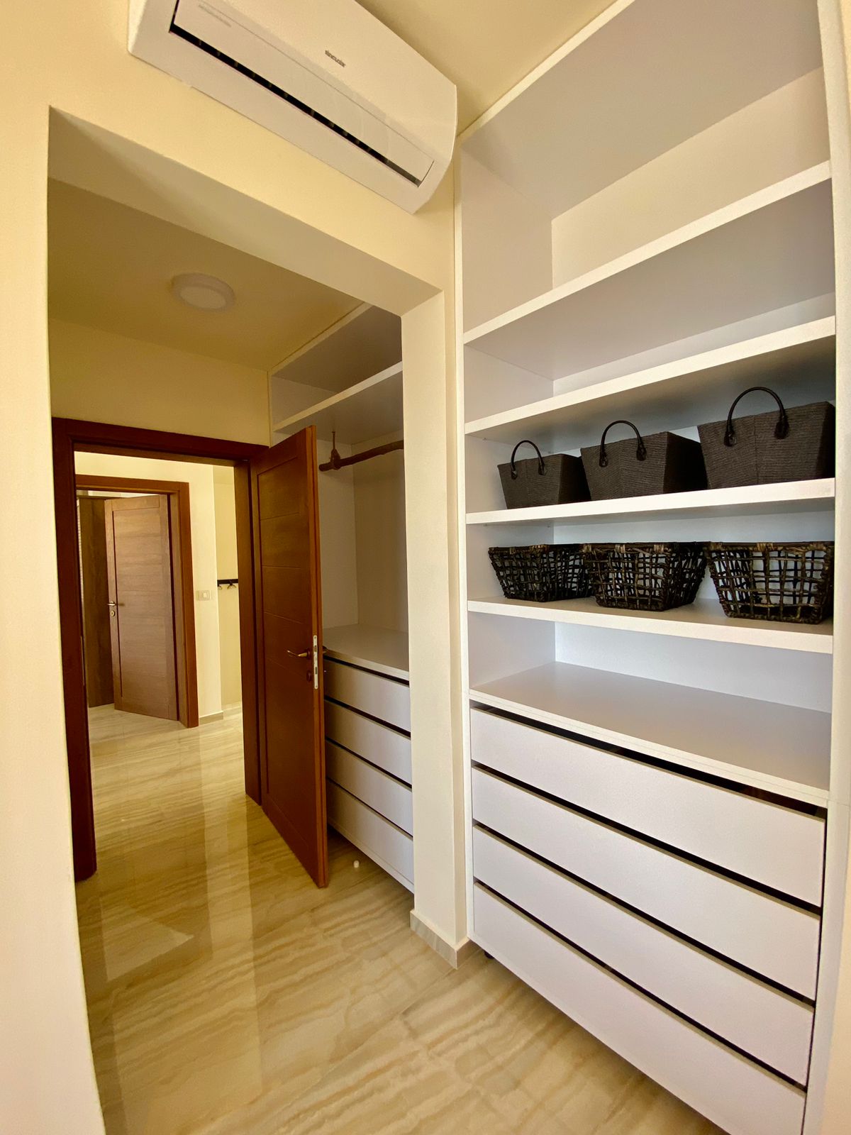 4 Bedroom Villa/Townhouse's Image 18