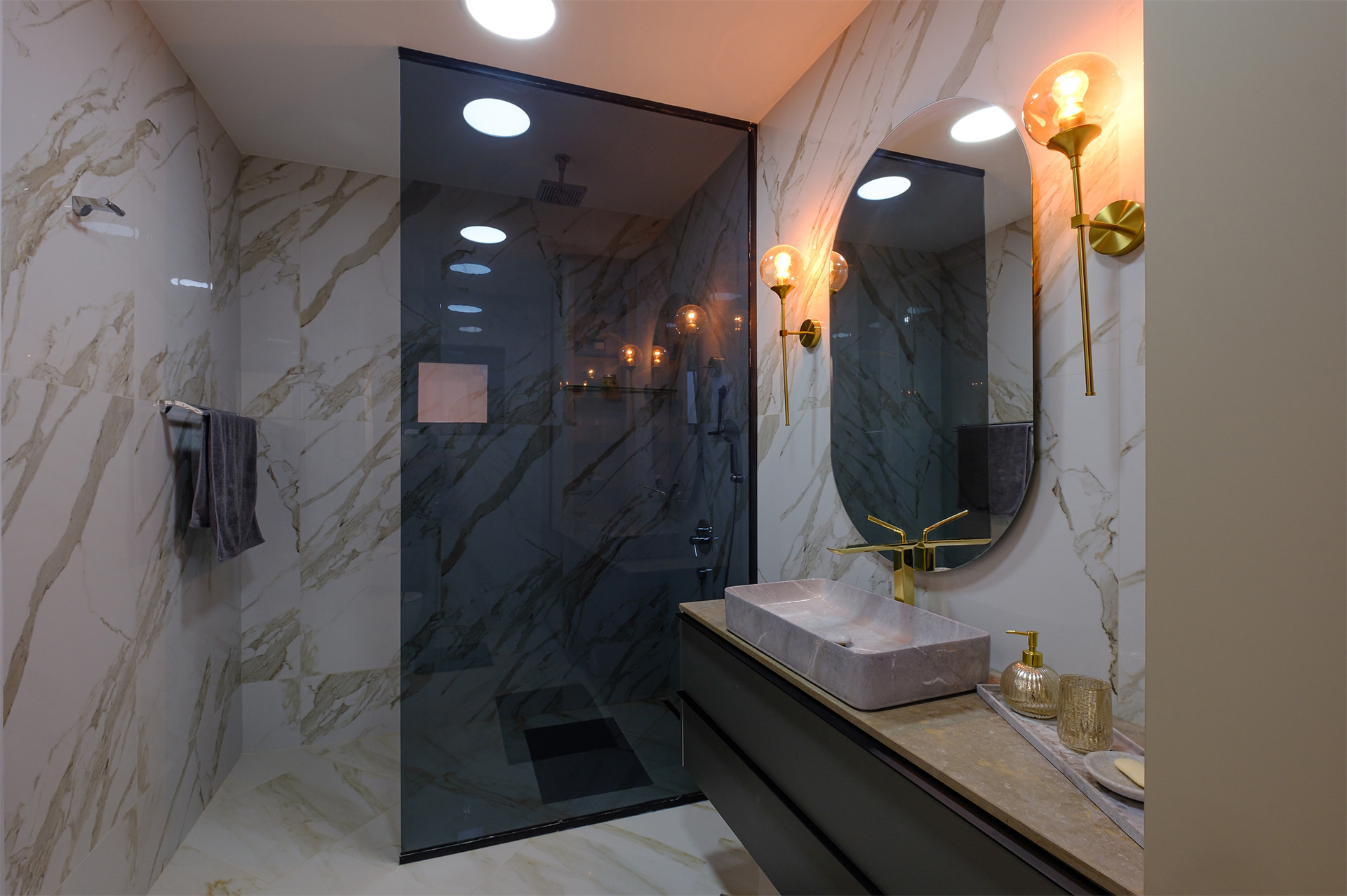 5 Bedroom Villa/Townhouse's Image 10