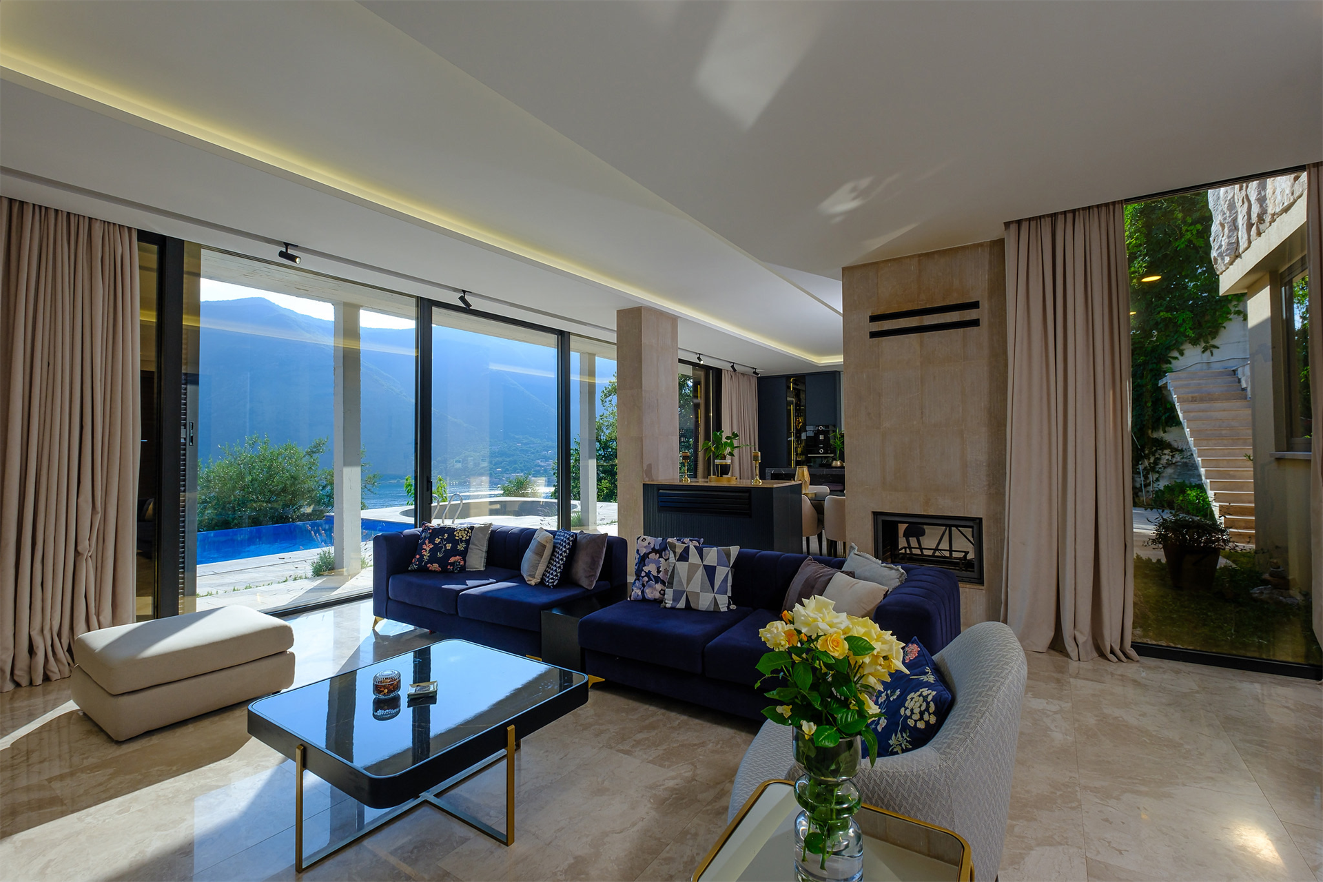5 Bedroom Villa/Townhouse's Image 14