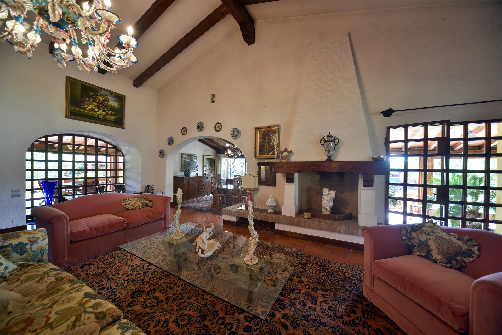 6 Bedroom Villa/Townhouse's Image 15