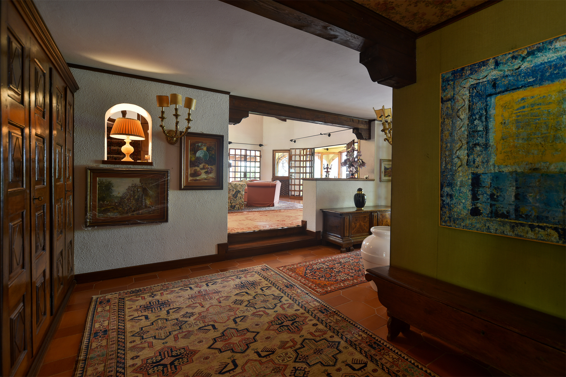 6 Bedroom Villa/Townhouse's Image 19