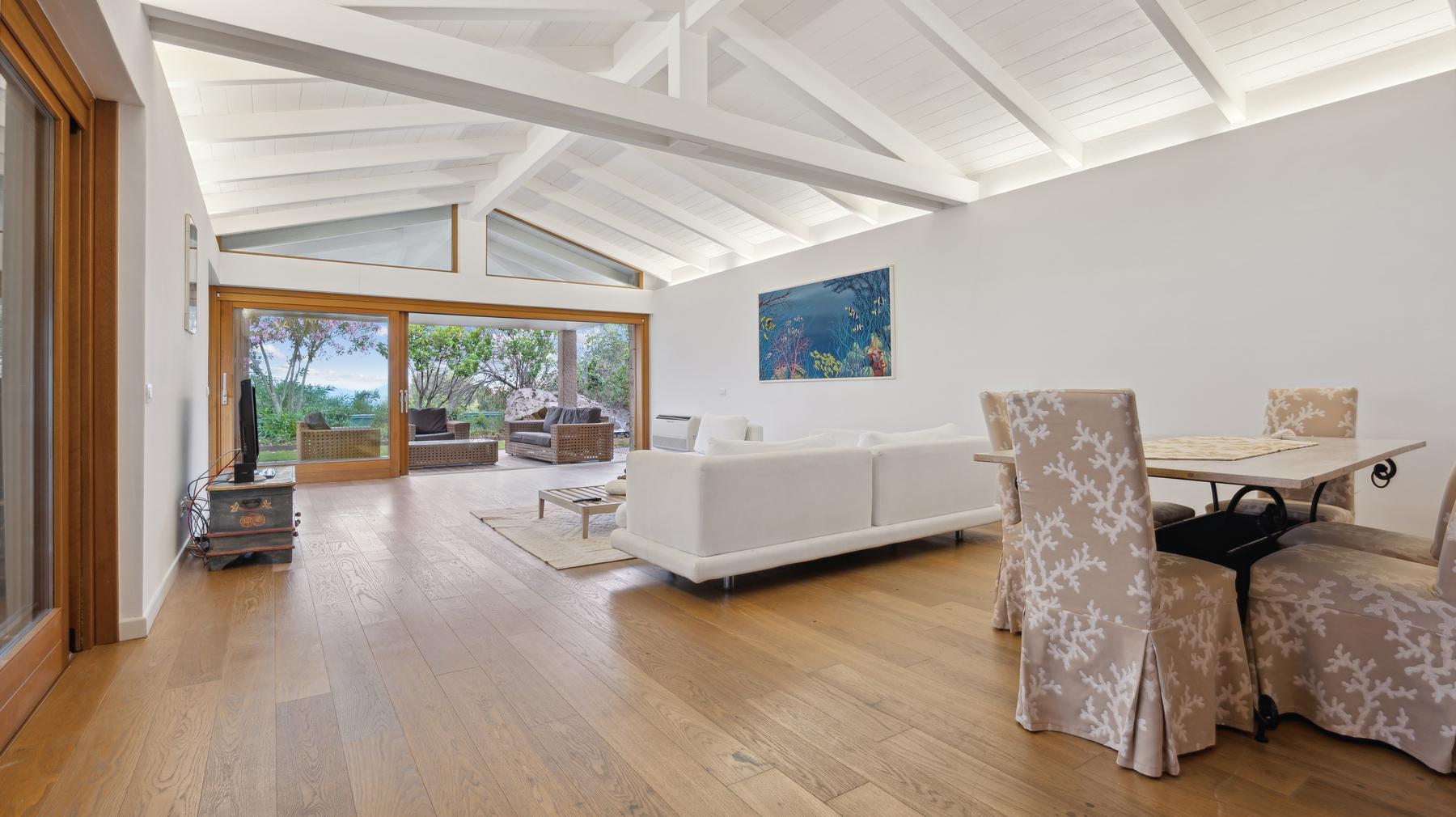 5 Bedroom Villa/Townhouse's Image 7