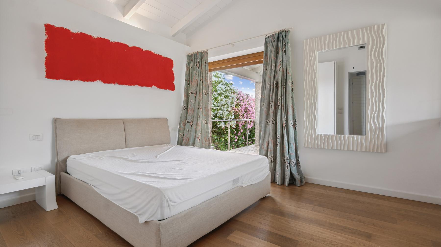 5 Bedroom Villa/Townhouse's Image 12