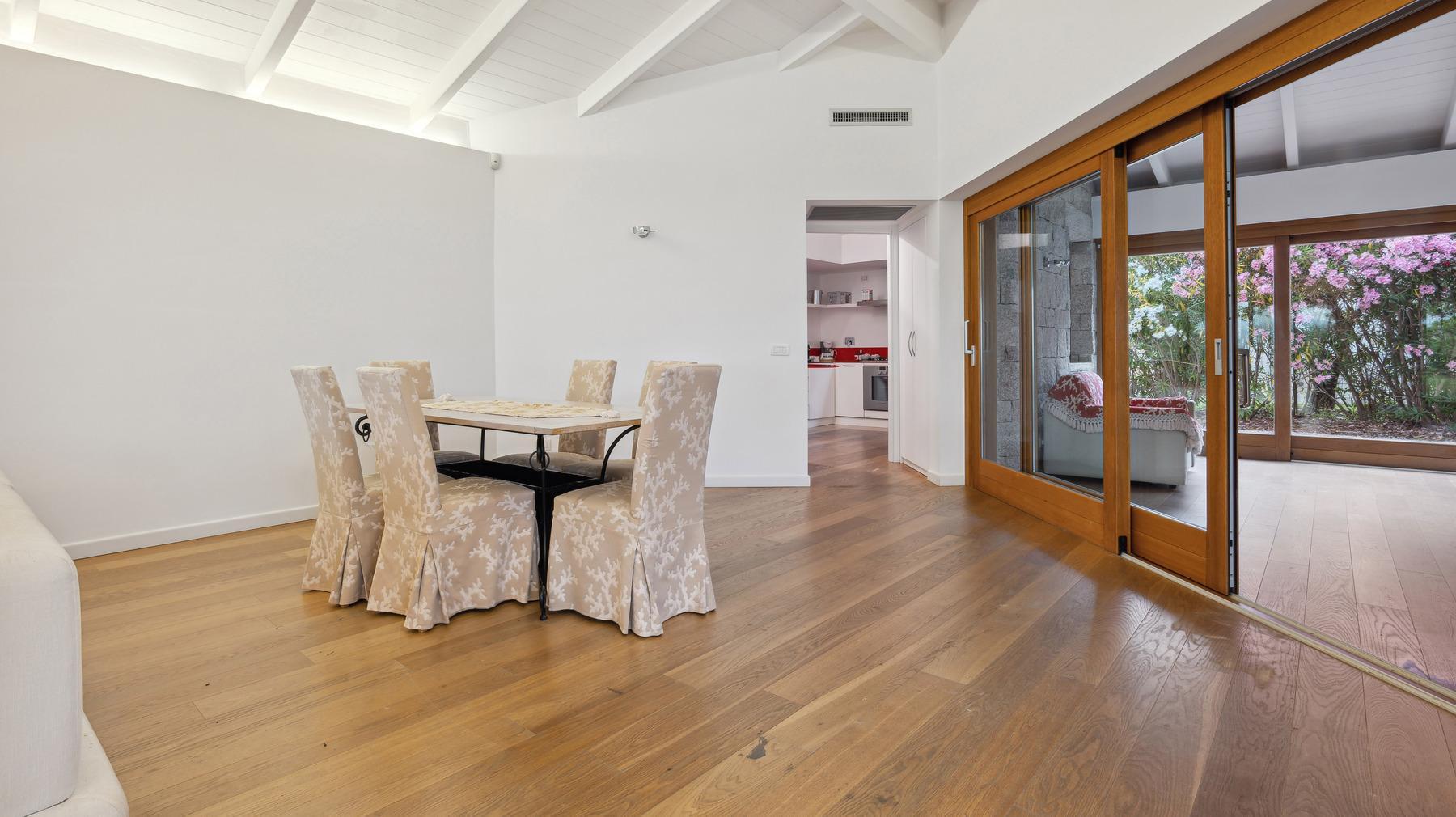 5 Bedroom Villa/Townhouse's Image 10