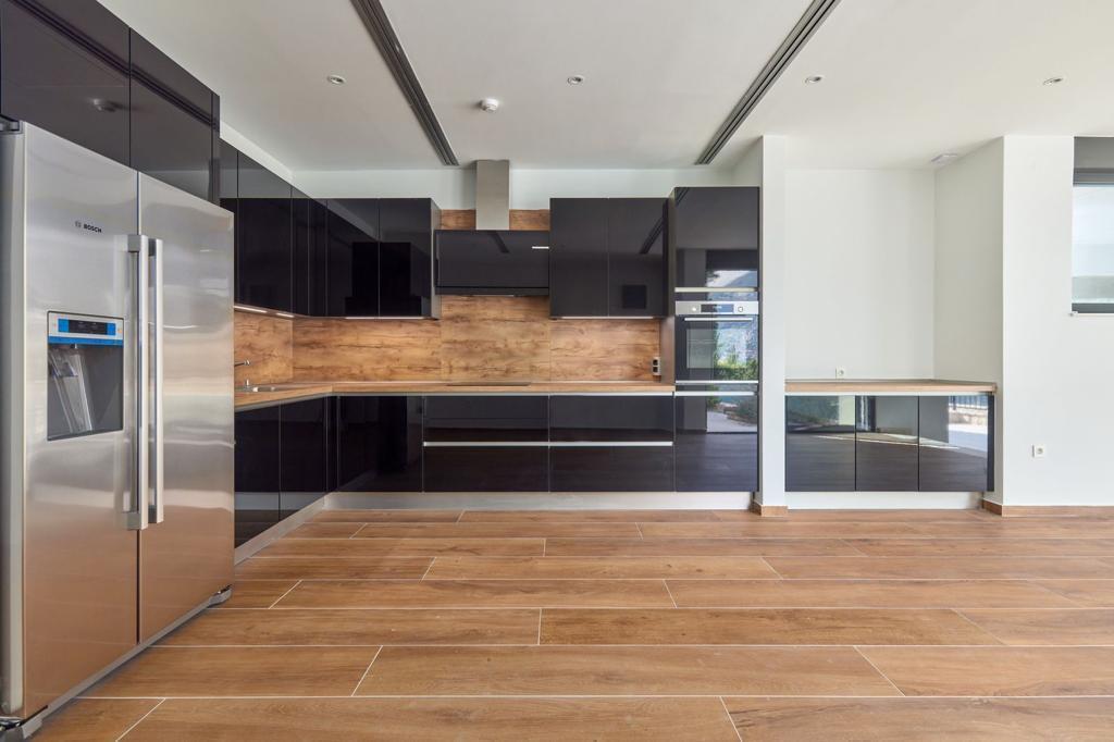 4 Bedroom Villa/Townhouse's Image 3