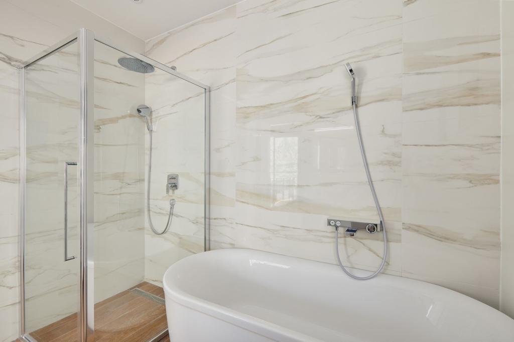 4 Bedroom Villa/Townhouse's Image 5