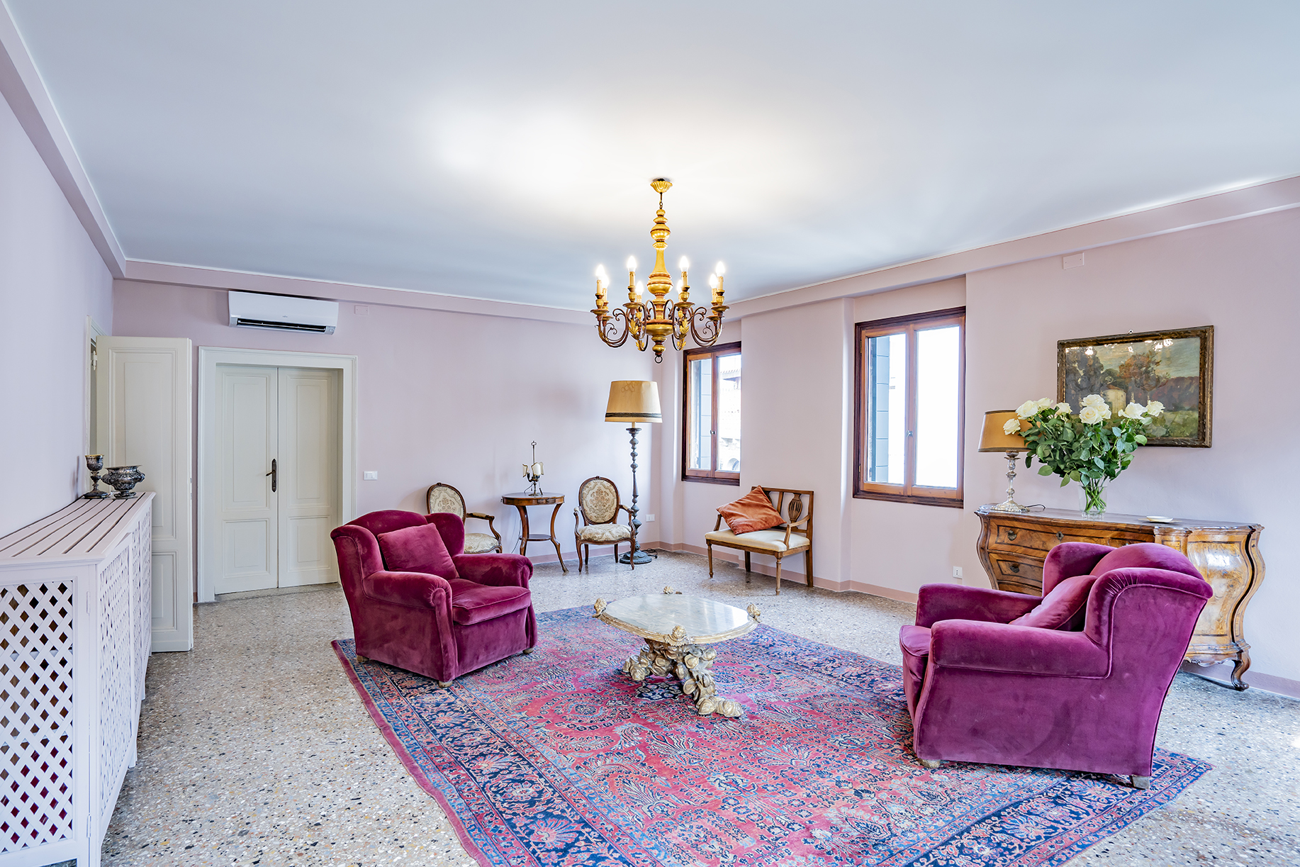 7 Bedroom Apartment/Flat's Image 10