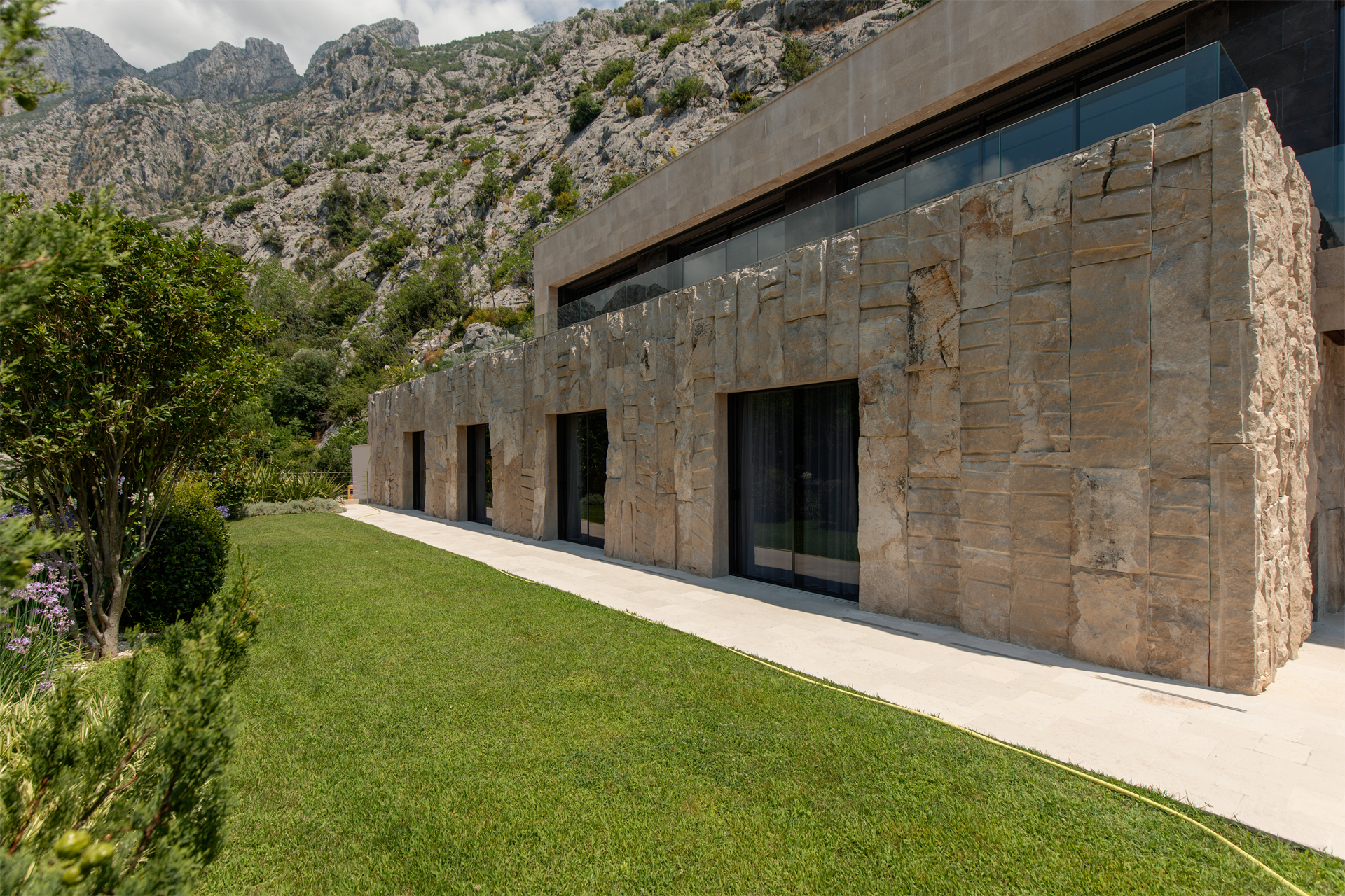 4 Bedroom Villa/Townhouse's Image 26