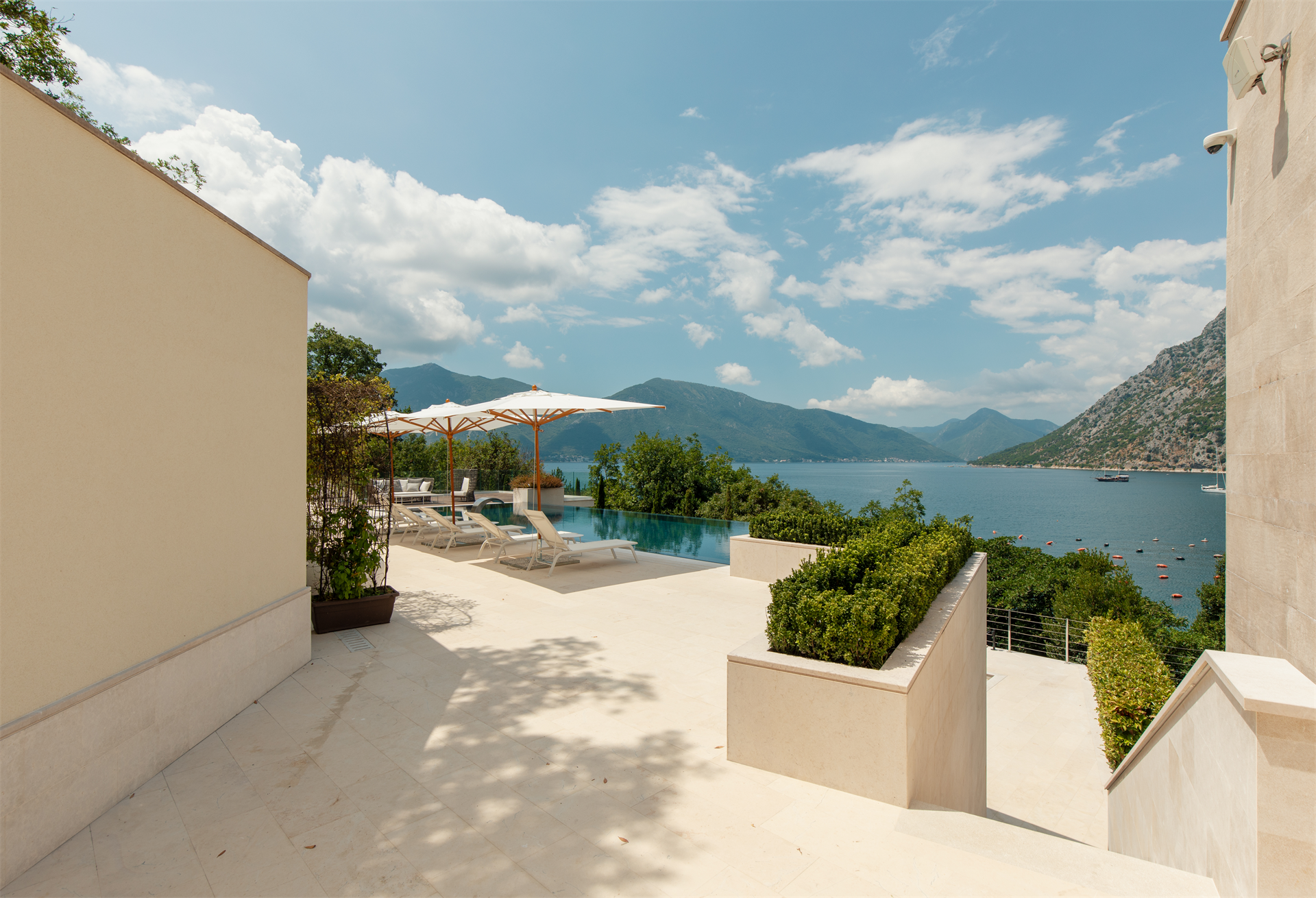 4 Bedroom Villa/Townhouse's Image 22