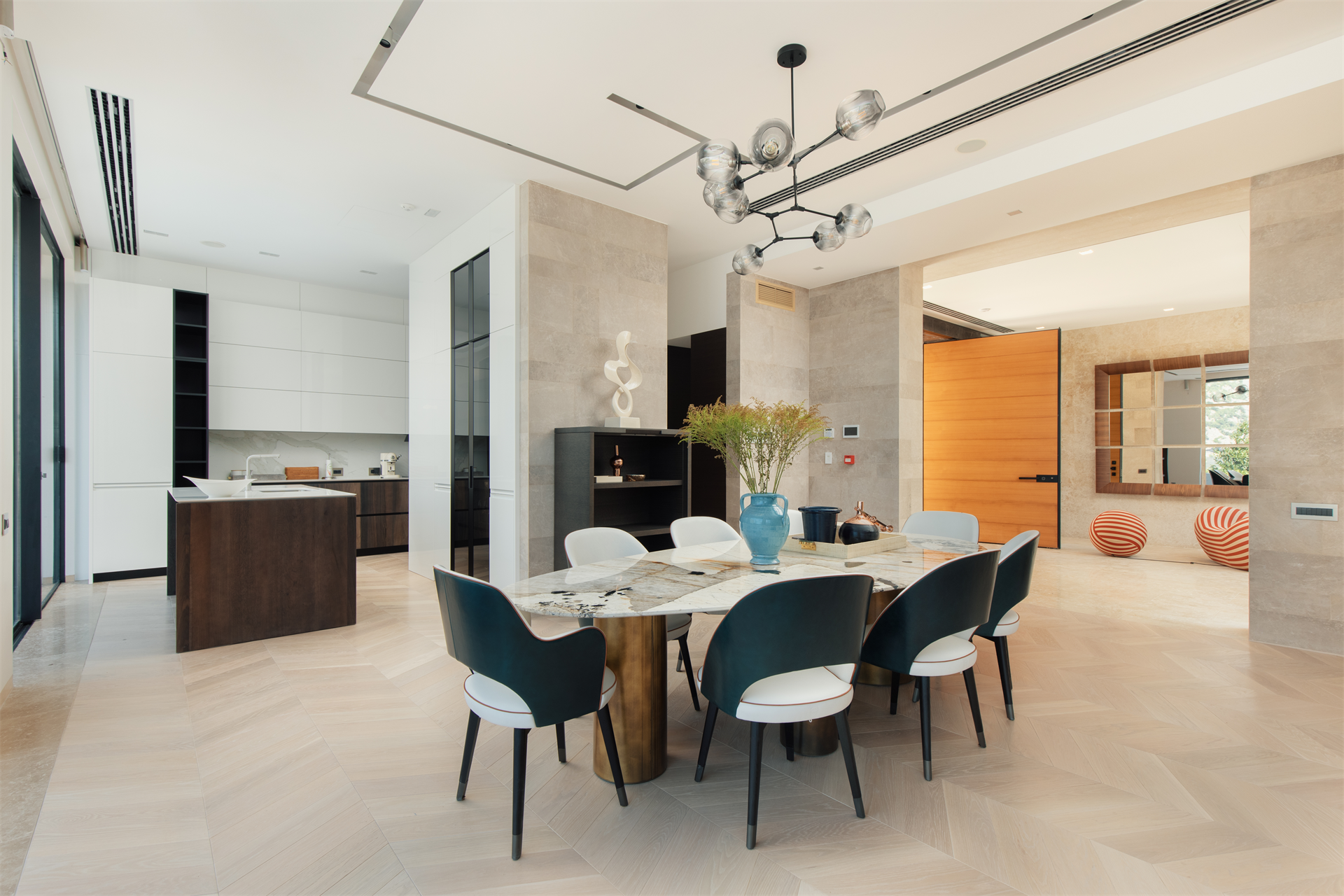4 Bedroom Villa/Townhouse's Image 8