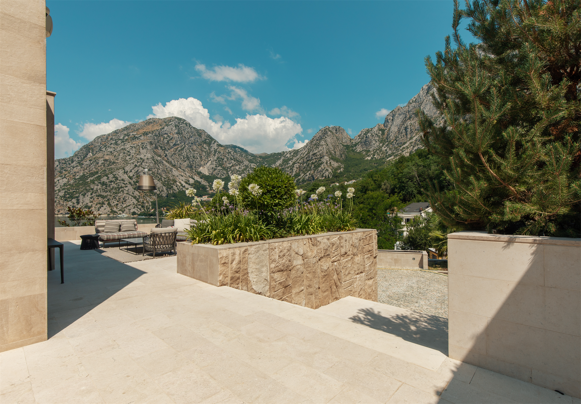 4 Bedroom Villa/Townhouse's Image 14