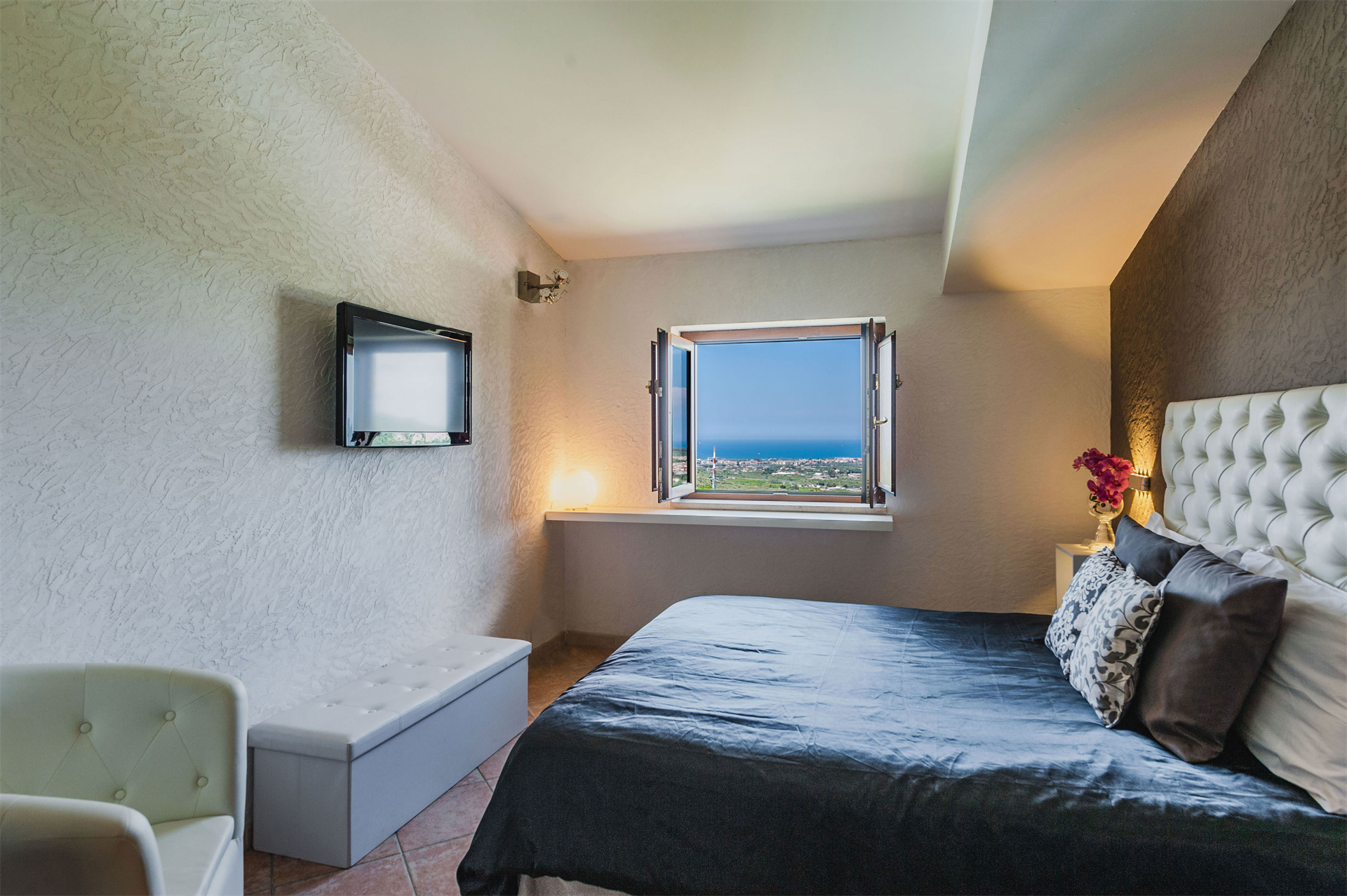 20 Bedroom Villa/Townhouse's Image 14
