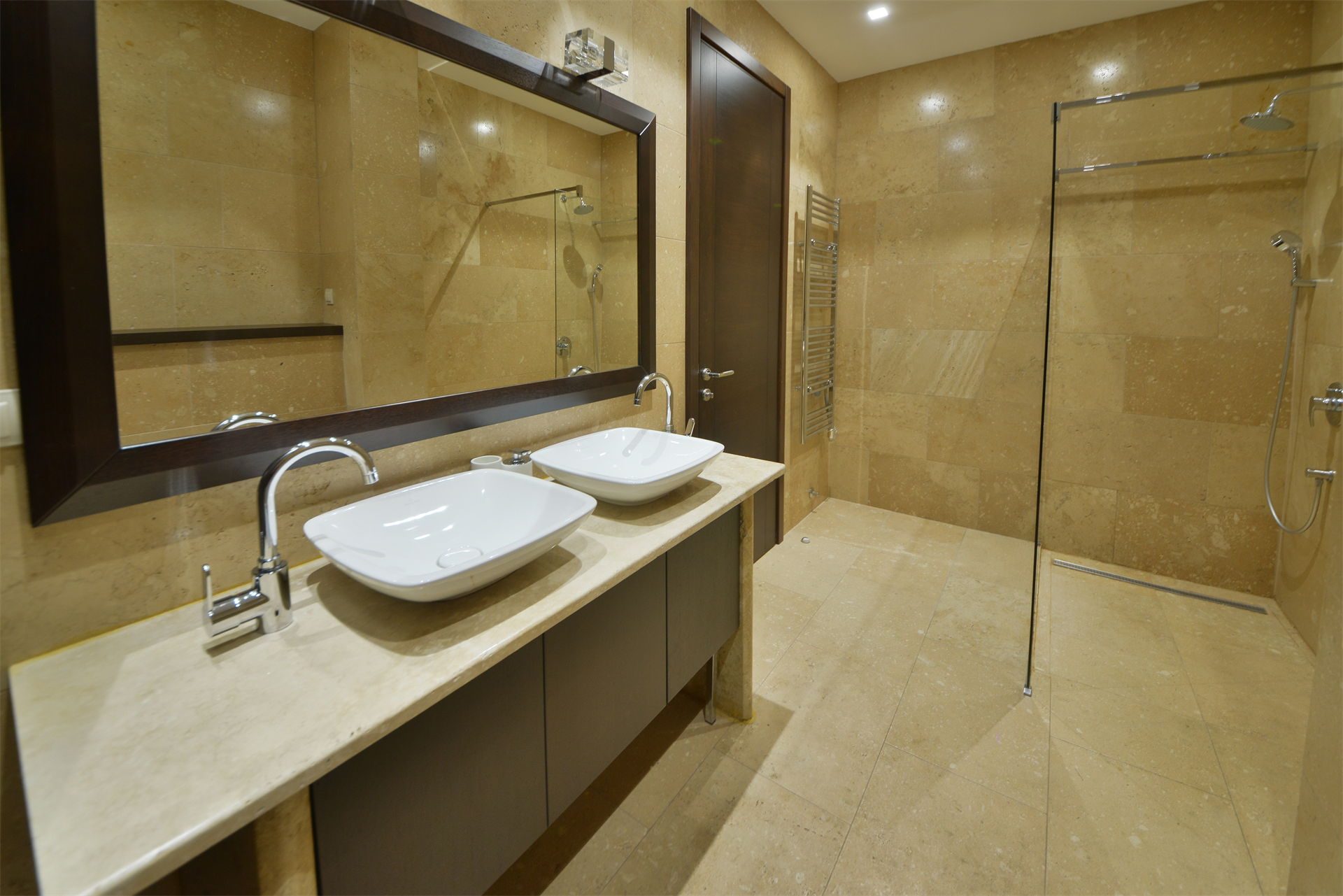 3 Bedroom Apartment/Flat's Image 10