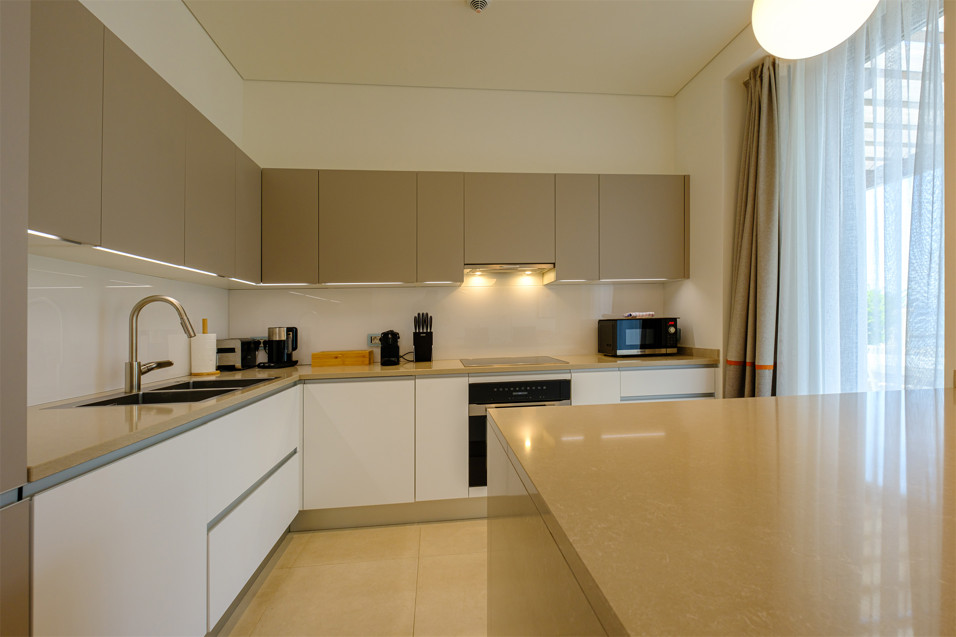 2 Bedroom Apartment/Flat's Image 4