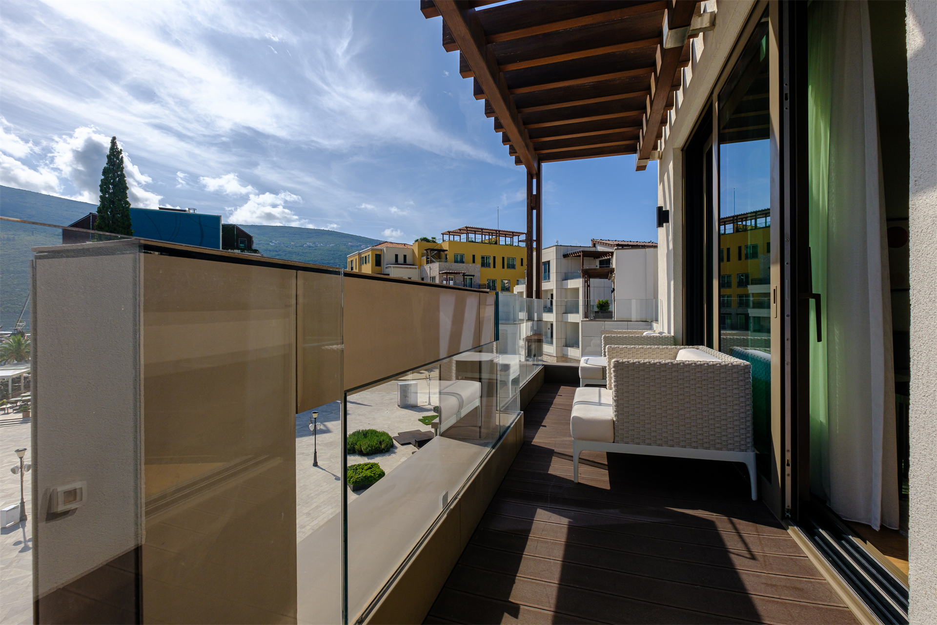 2 Bedroom Apartment/Flat's Image 8