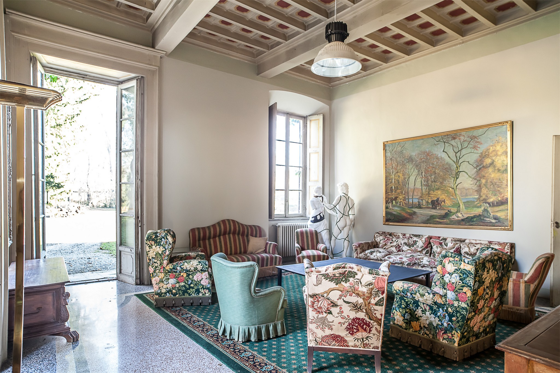 22 Bedroom Villa/Townhouse's Image 11