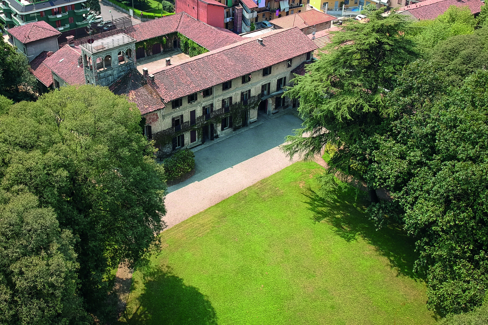 22 Bedroom Villa/Townhouse's Image 4