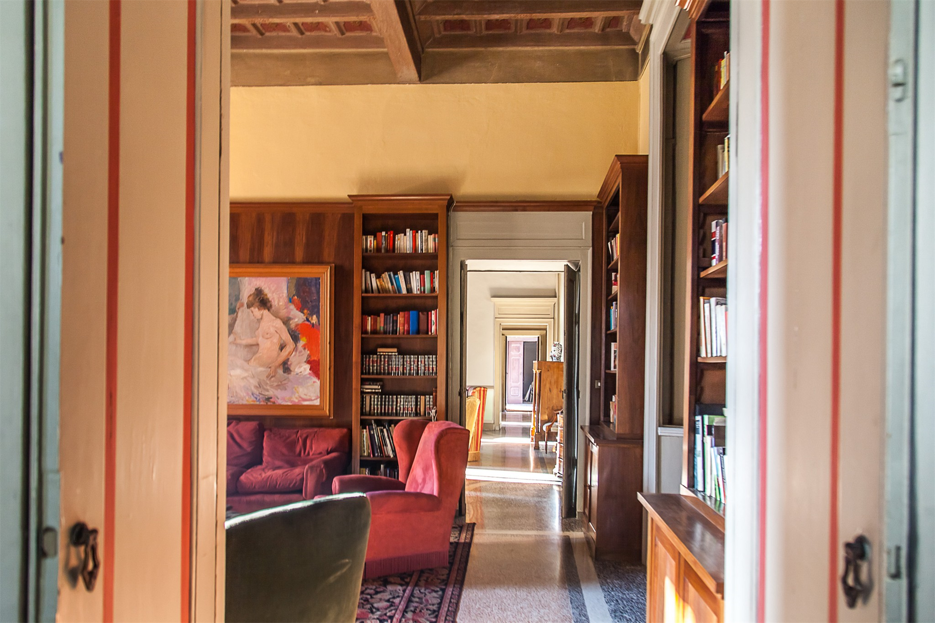 22 Bedroom Villa/Townhouse's Image 12