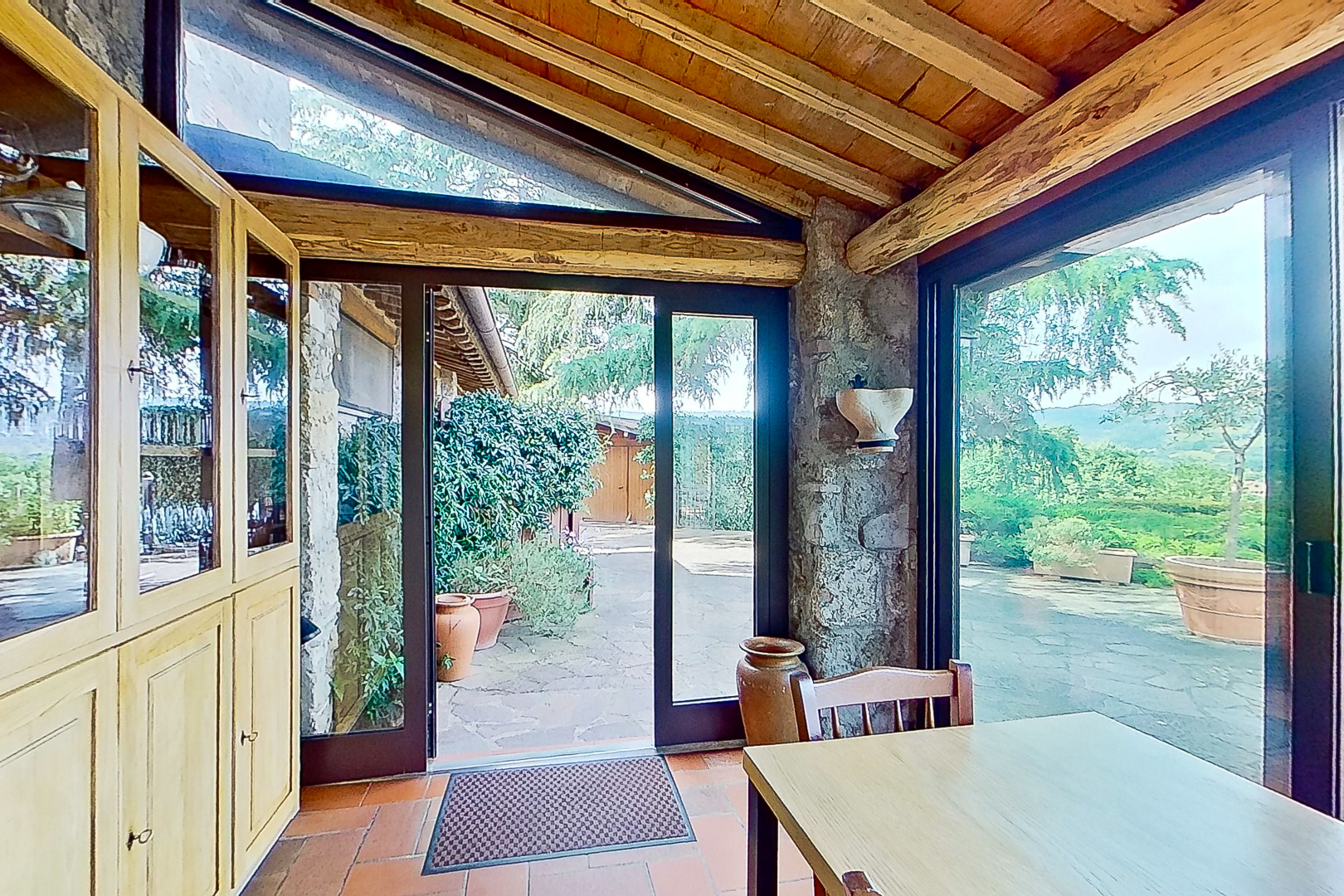 12 Bedroom Estate's Image 37