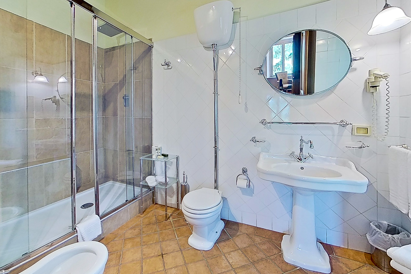 12 Bedroom Estate's Image 19