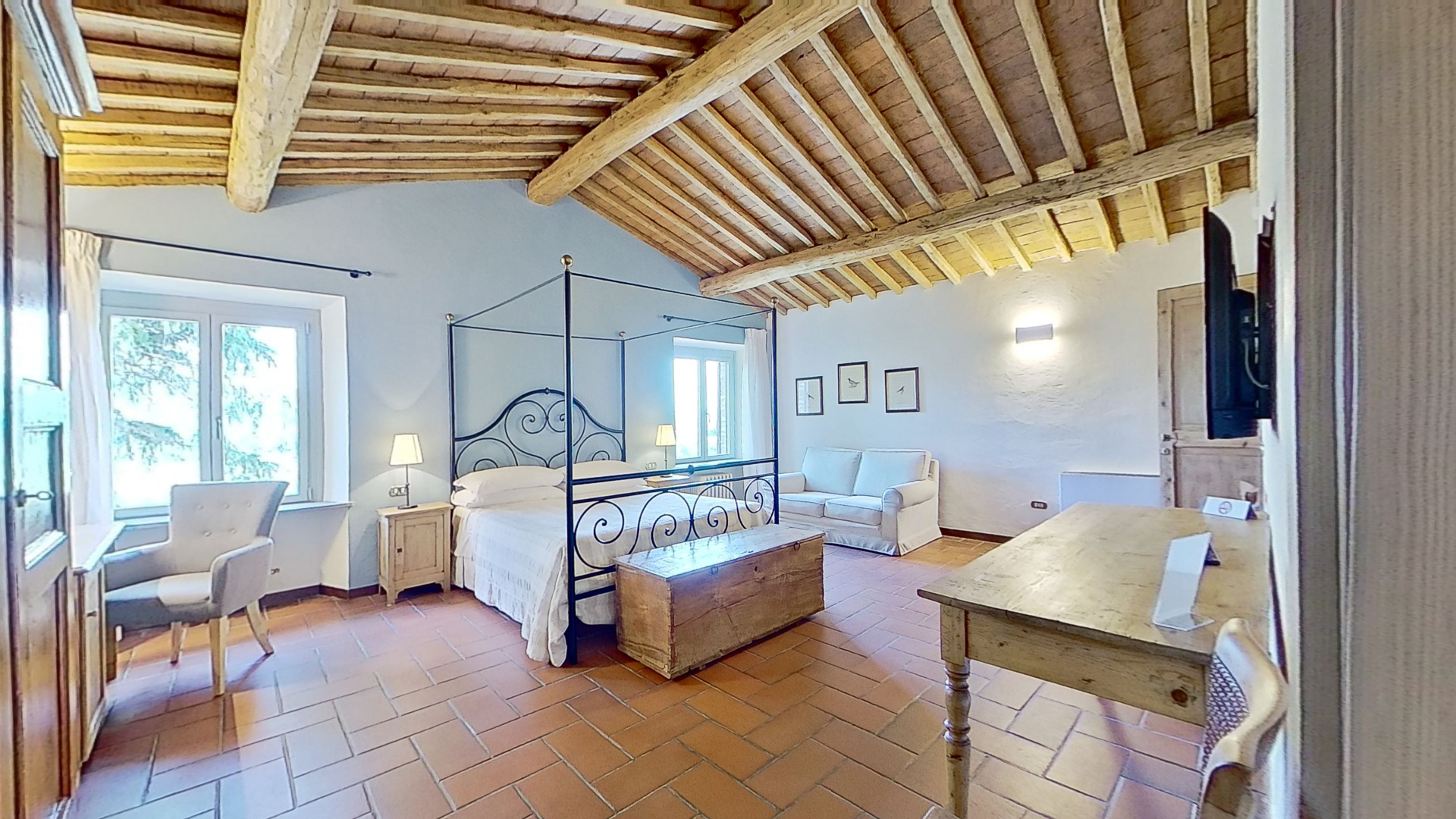 12 Bedroom Estate's Image 15