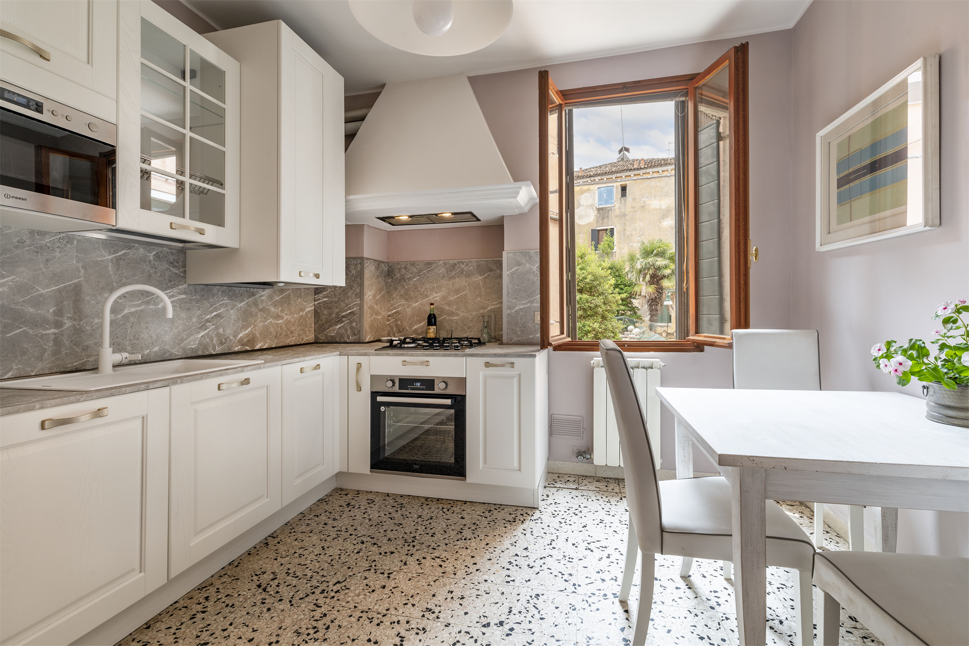 1 Bedroom Apartment/Flat's Image 7