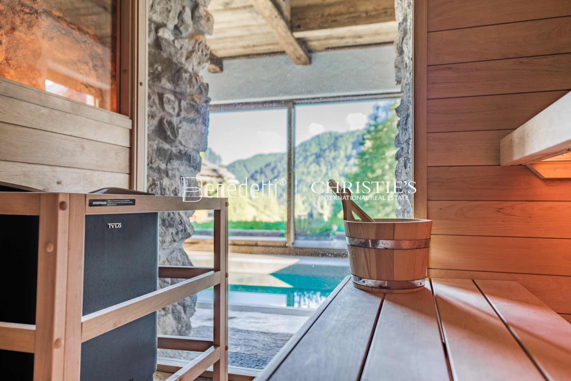 7 Bedroom Chalet's Image 22