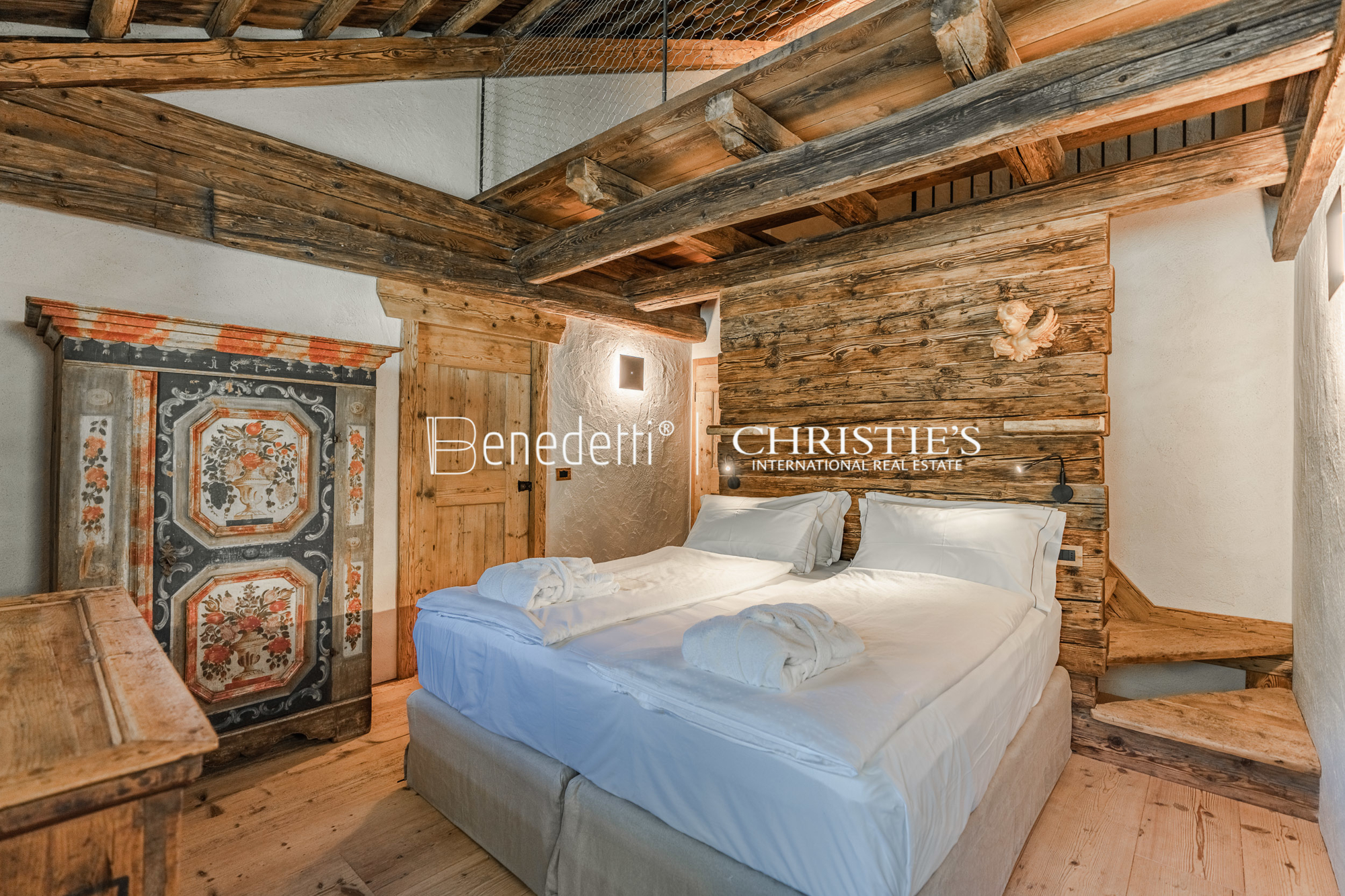 7 Bedroom Chalet's Image 13