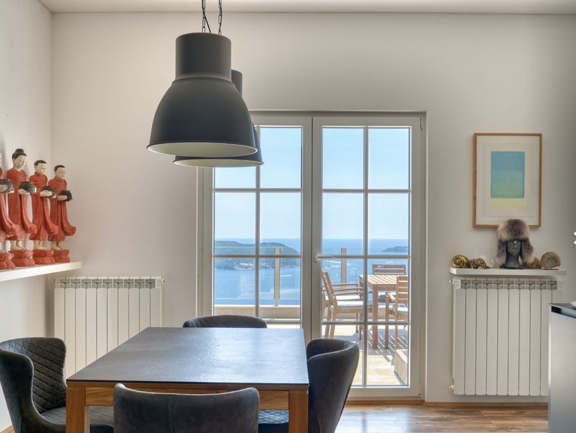 4 Bedroom Villa/Townhouse's Image 9