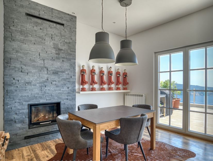 4 Bedroom Villa/Townhouse's Image 8