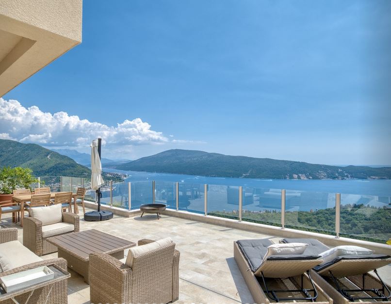 4 Bedroom Villa/Townhouse's Image 11