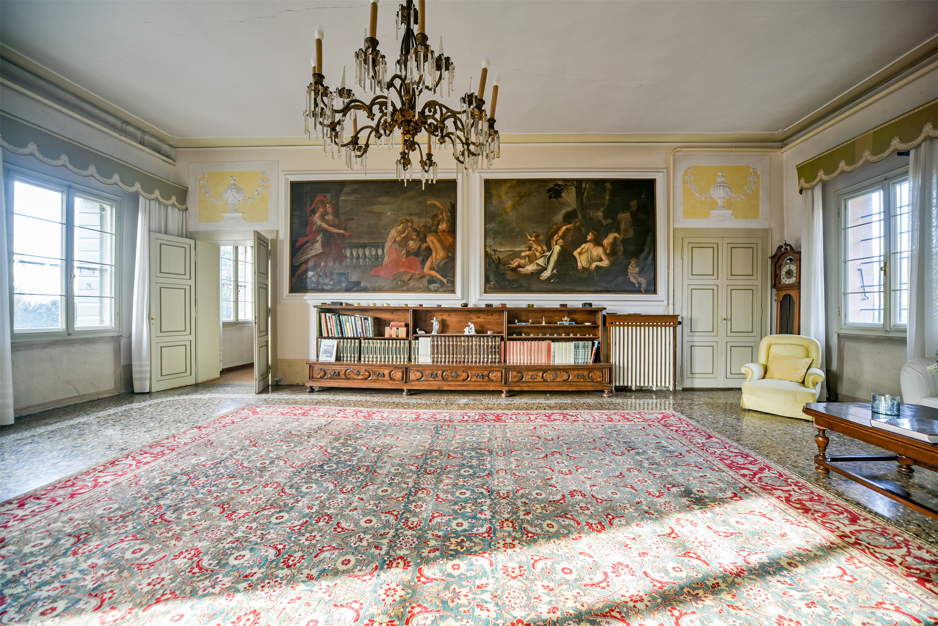 4 Bedroom Villa/Townhouse's Image 3