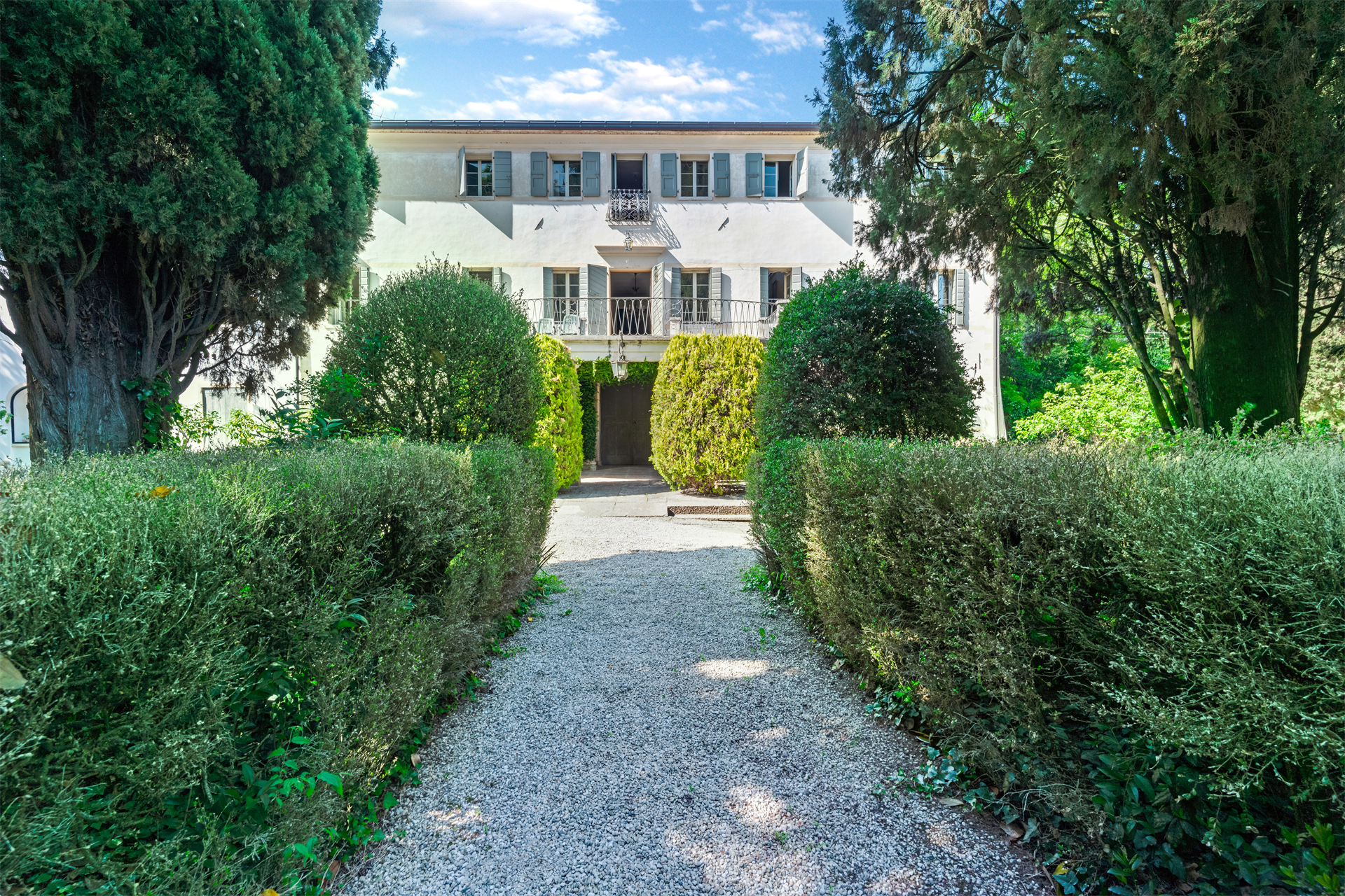 4 Bedroom Villa/Townhouse's Image 6