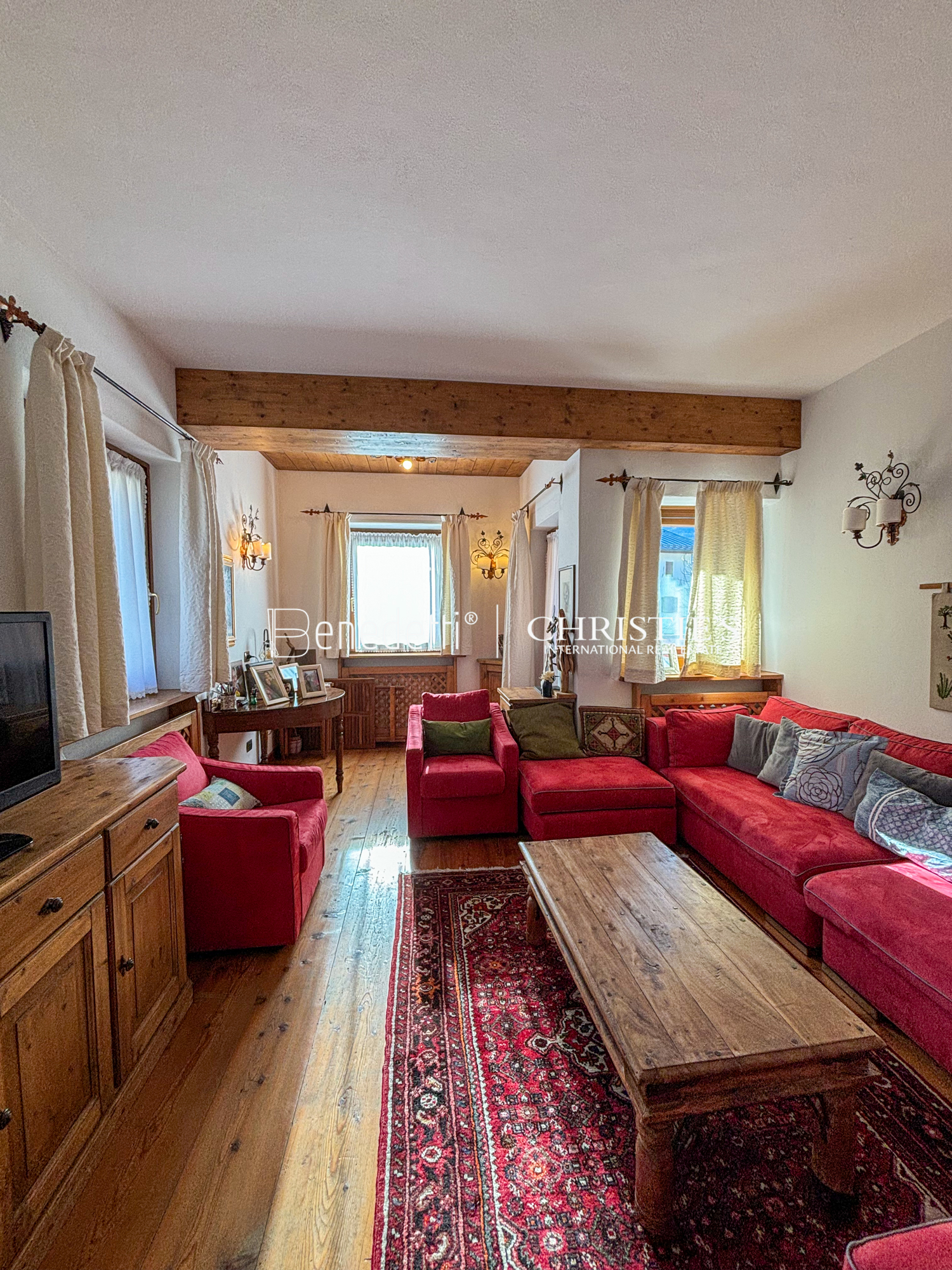 3 Bedroom Apartment/Flat's Image 4