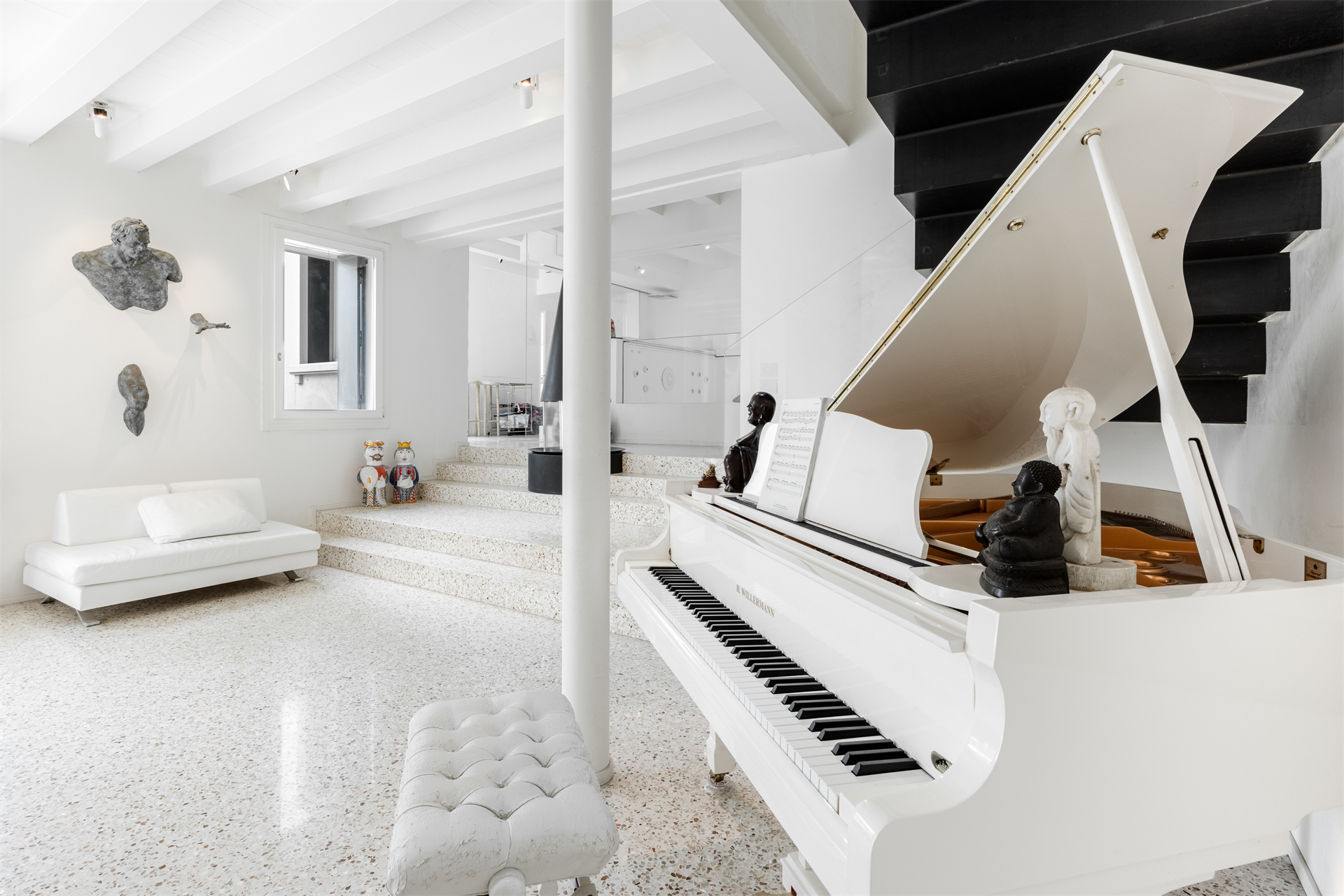 4 Bedroom Villa/Townhouse's Image 14