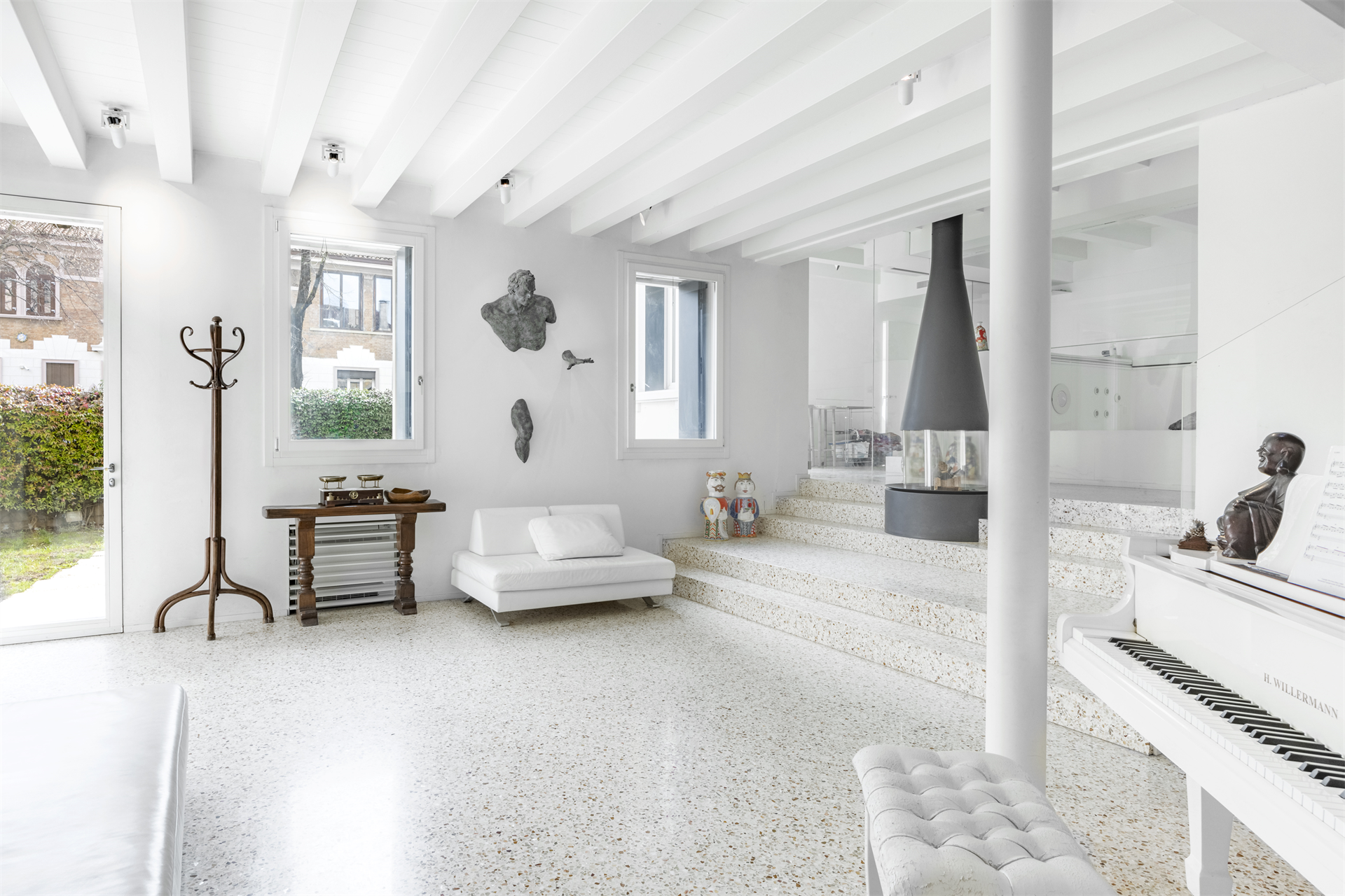 4 Bedroom Villa/Townhouse's Image 7