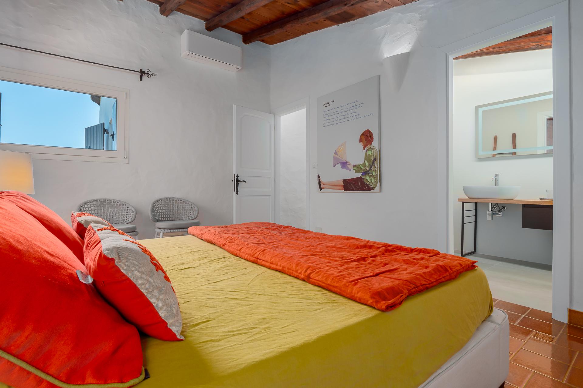 4 Bedroom Villa/Townhouse's Image 5